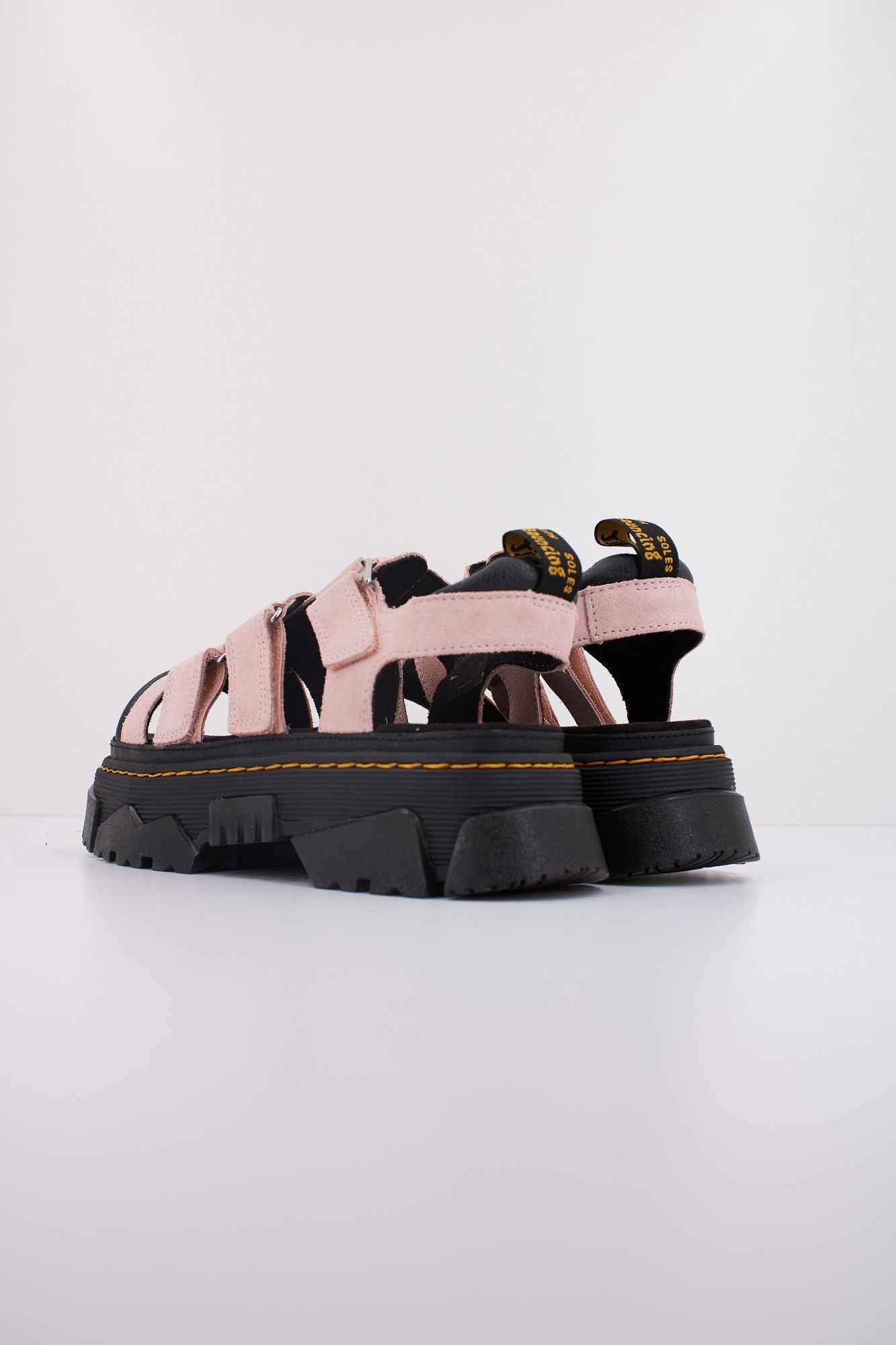 DR. MARTENS MATTISON 3S en color ROSA (4)