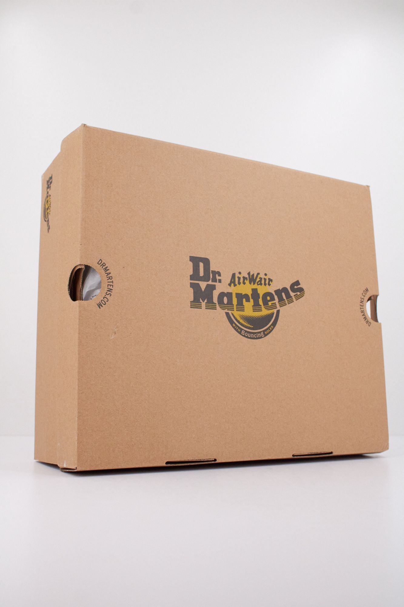 DR. MARTENS ZEBZAG RIGGER en color MARRON (6)