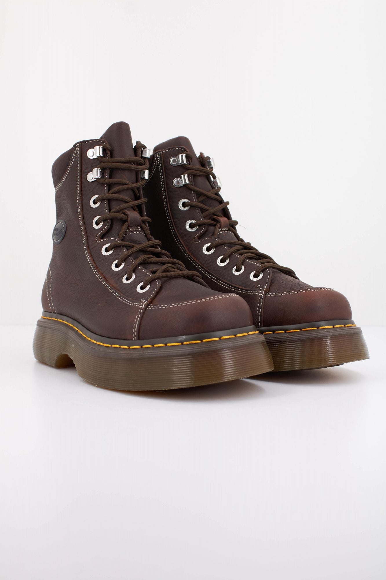 DR. MARTENS BUZZ 8I en color MARRON (2)