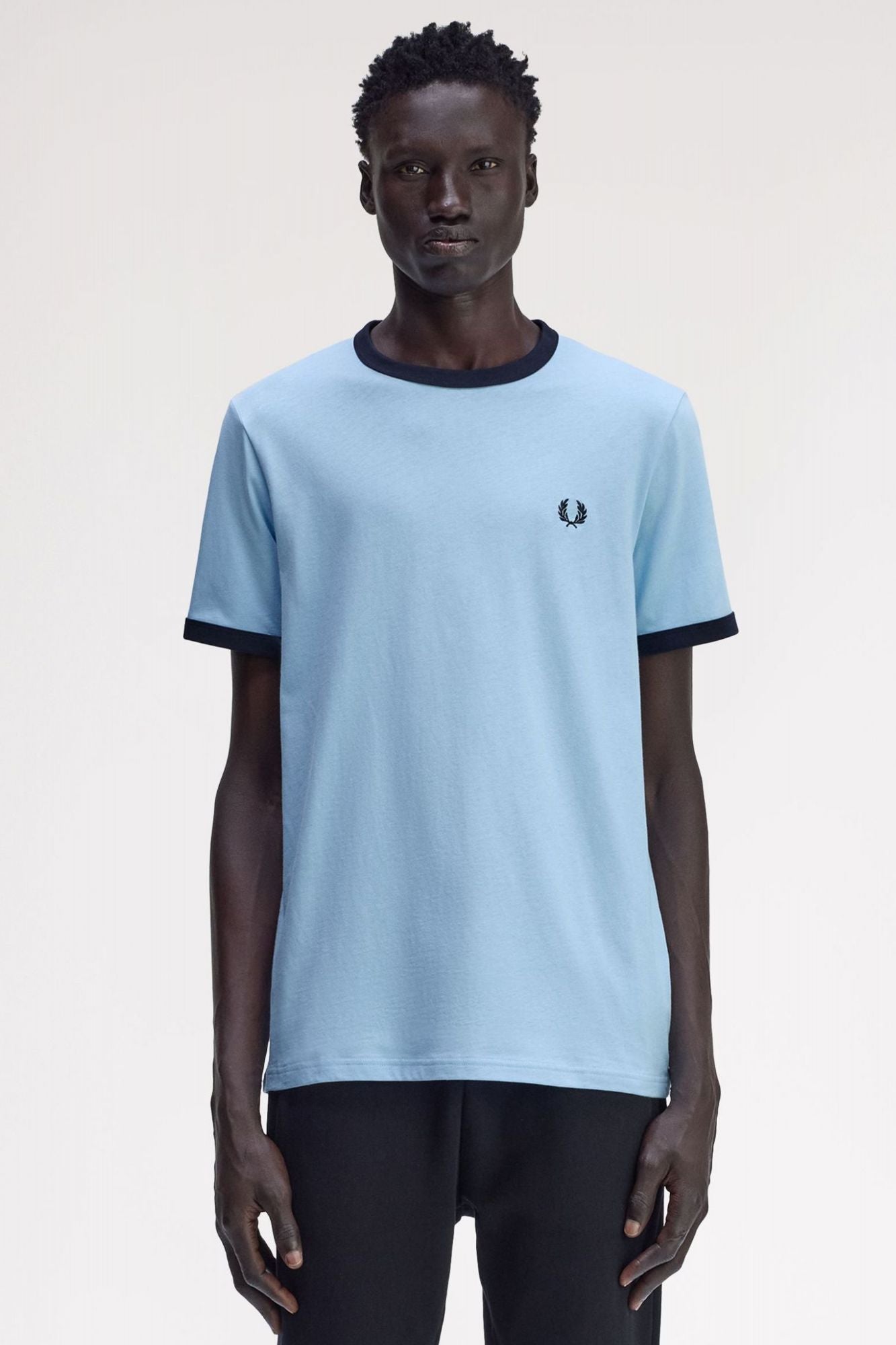 FRED PERRY RINGER T-SHIRT en color AZUL (1)