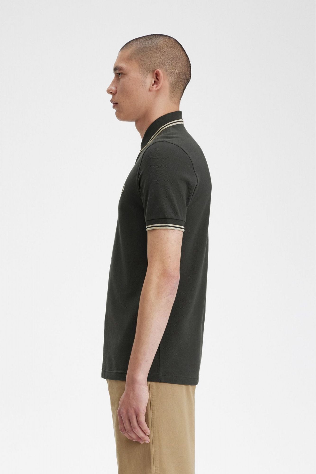 FRED PERRY M3600 en color GRIS (2)