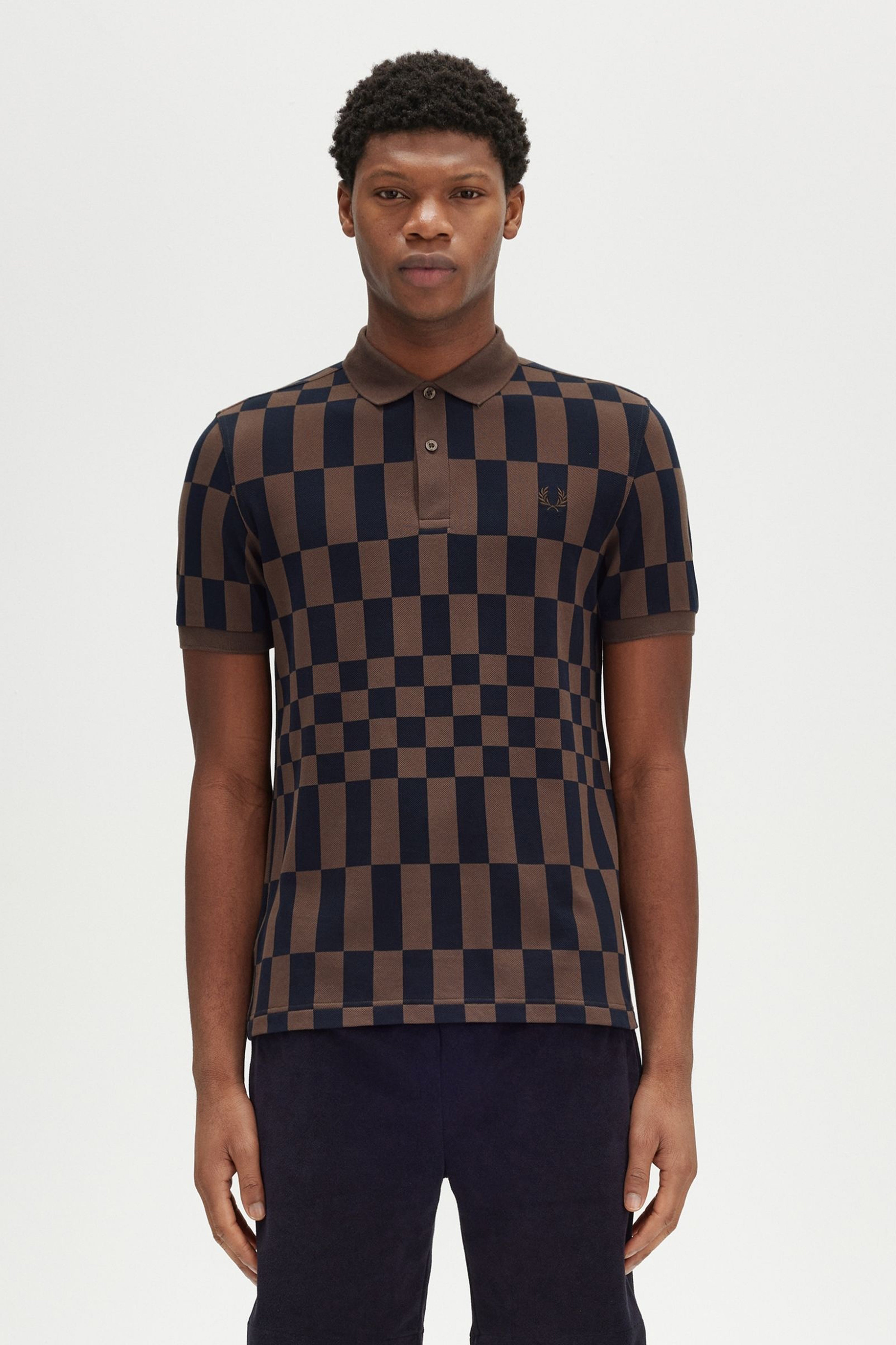 FRED PERRY M8613FP en color MARRON (1)
