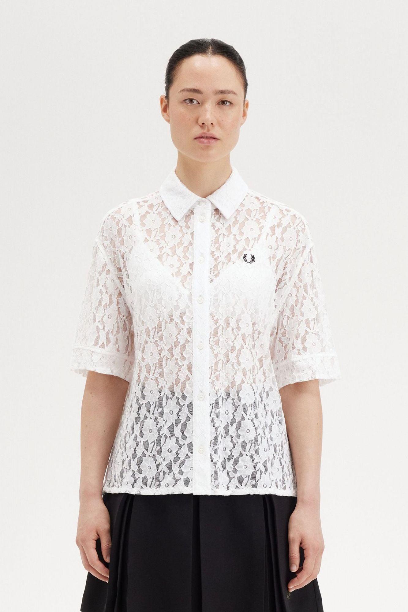 FRED PERRY LACE SHIRT en color BLANCO (1)