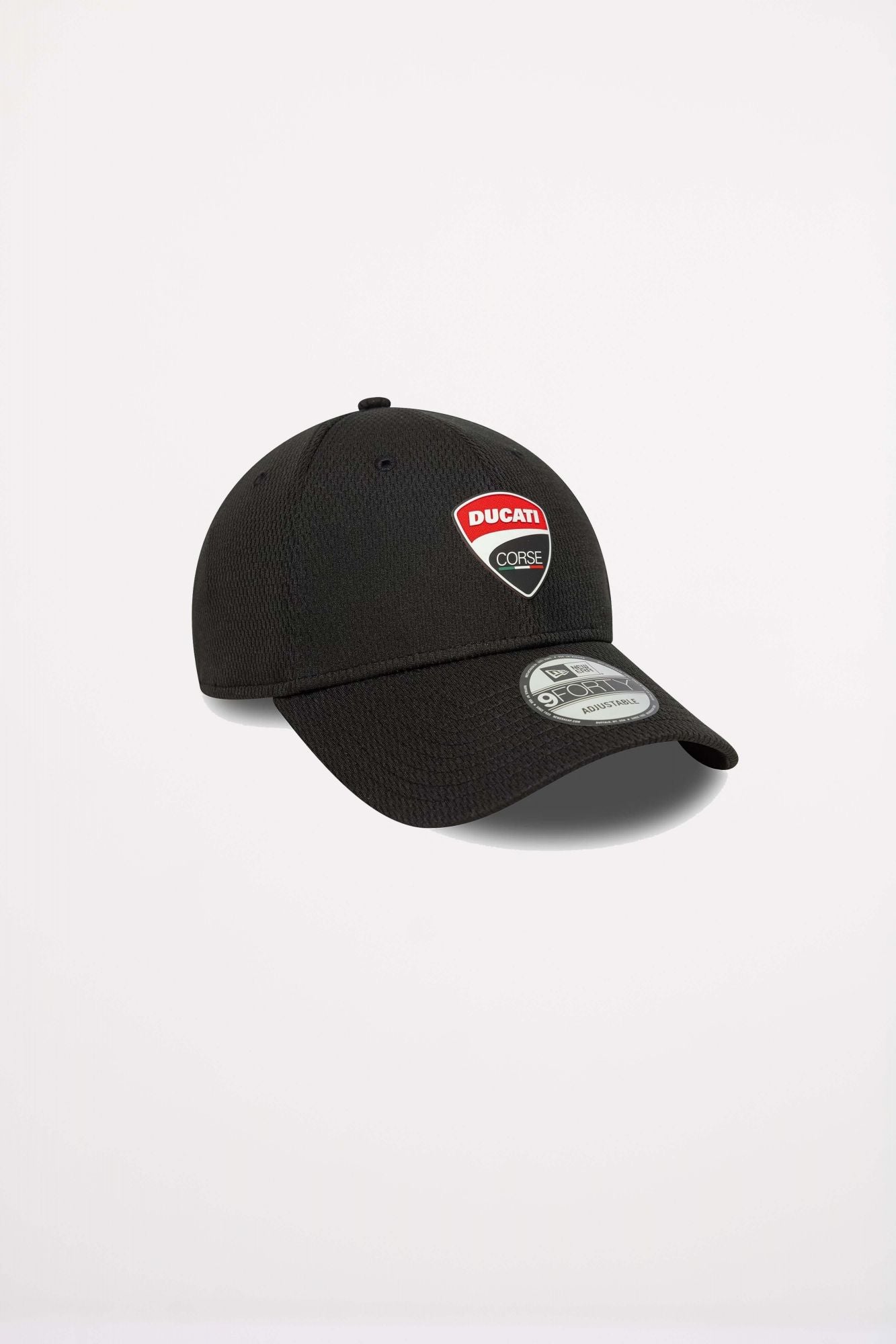 NEW ERA DASHMARK MESH 9FORTY DUC en color NEGRO (3)