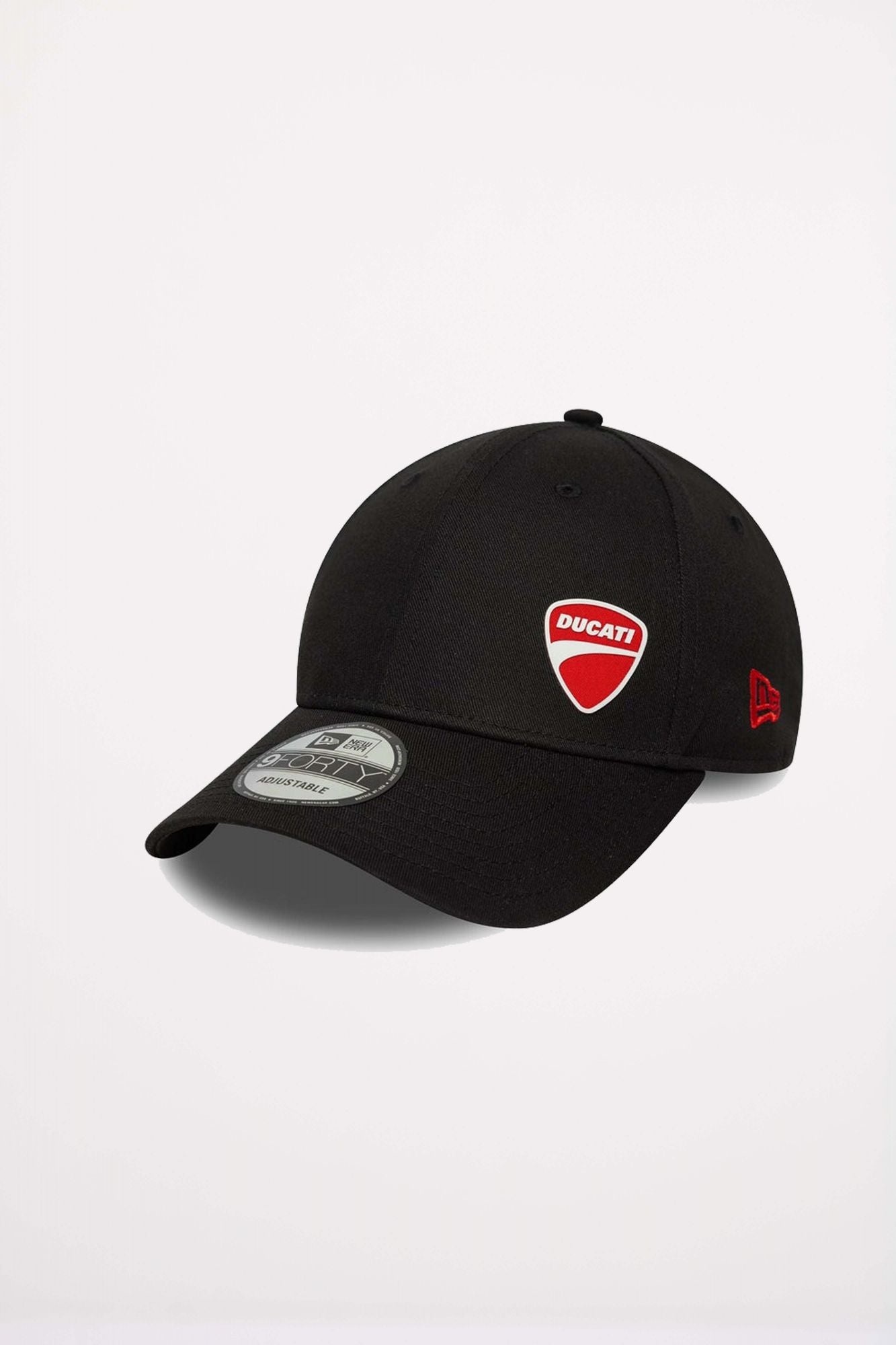 NEW ERA FLAWLESS 9FORTY DUCATI en color NEGRO (1)
