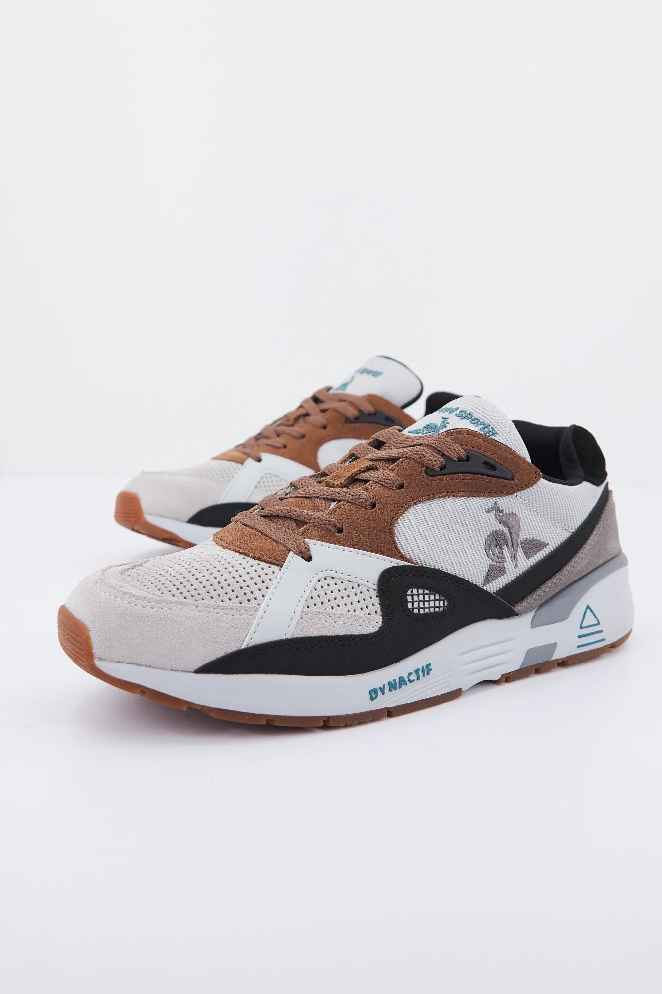 LE COQ SPORTIF LCS R850 WINTER CRAFT en color GRIS (2)