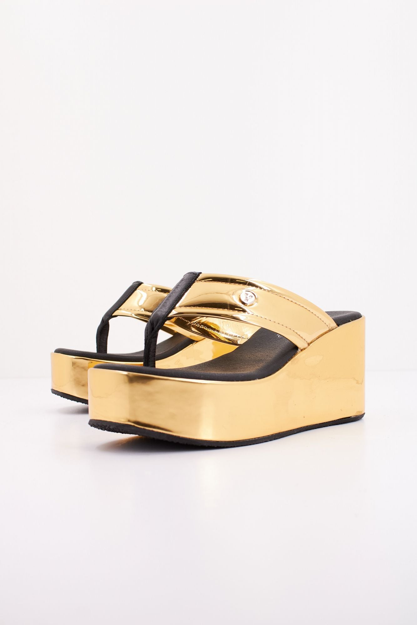 YELLOW LIZZIE en color ORO (2)