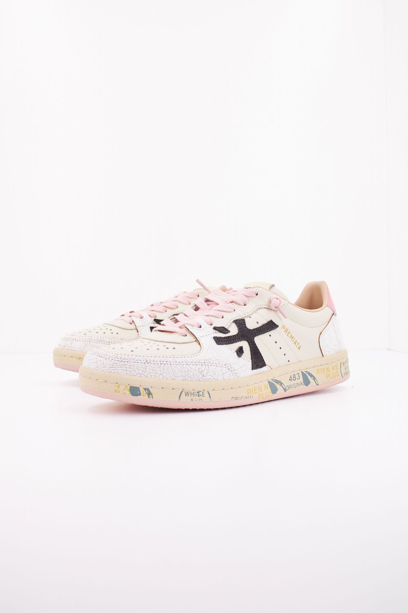 PREMIATA BSKT CLAYD 6783 en color BEIS (2)