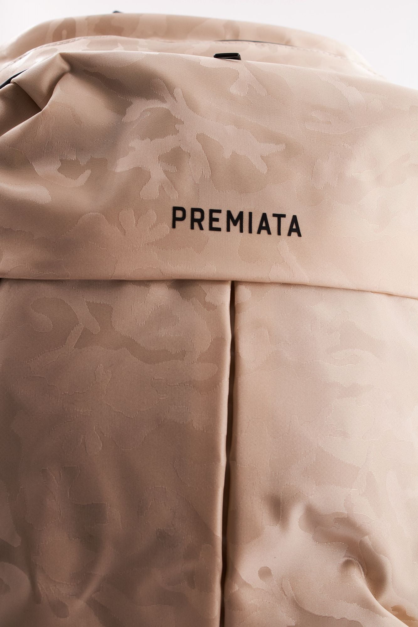 PREMIATA WONDER 2126 en color BEIS (4)