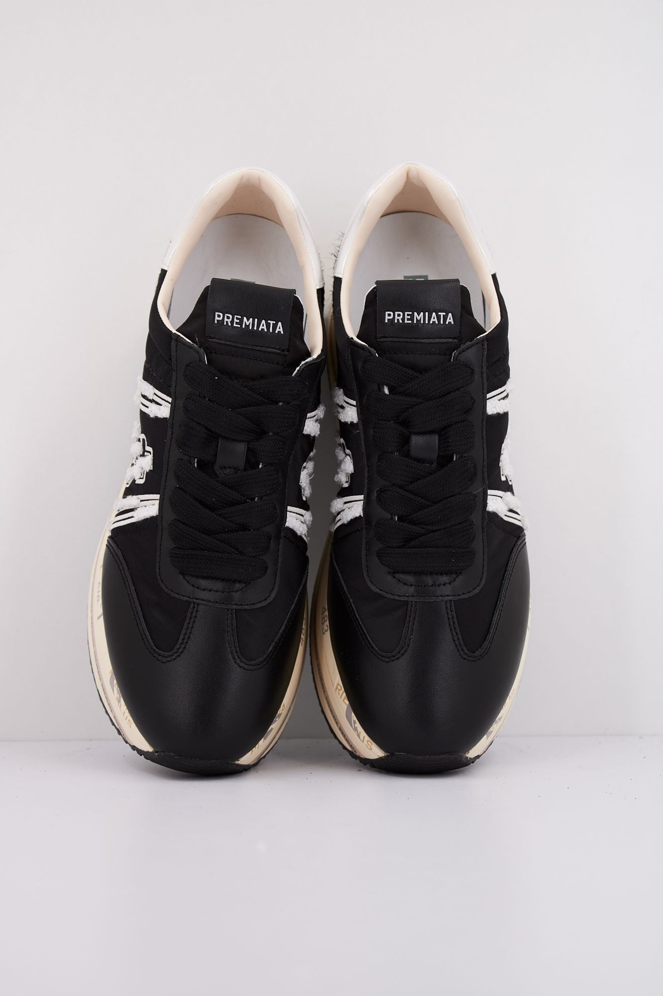 PREMIATA BETH 6953 en color NEGRO (3)