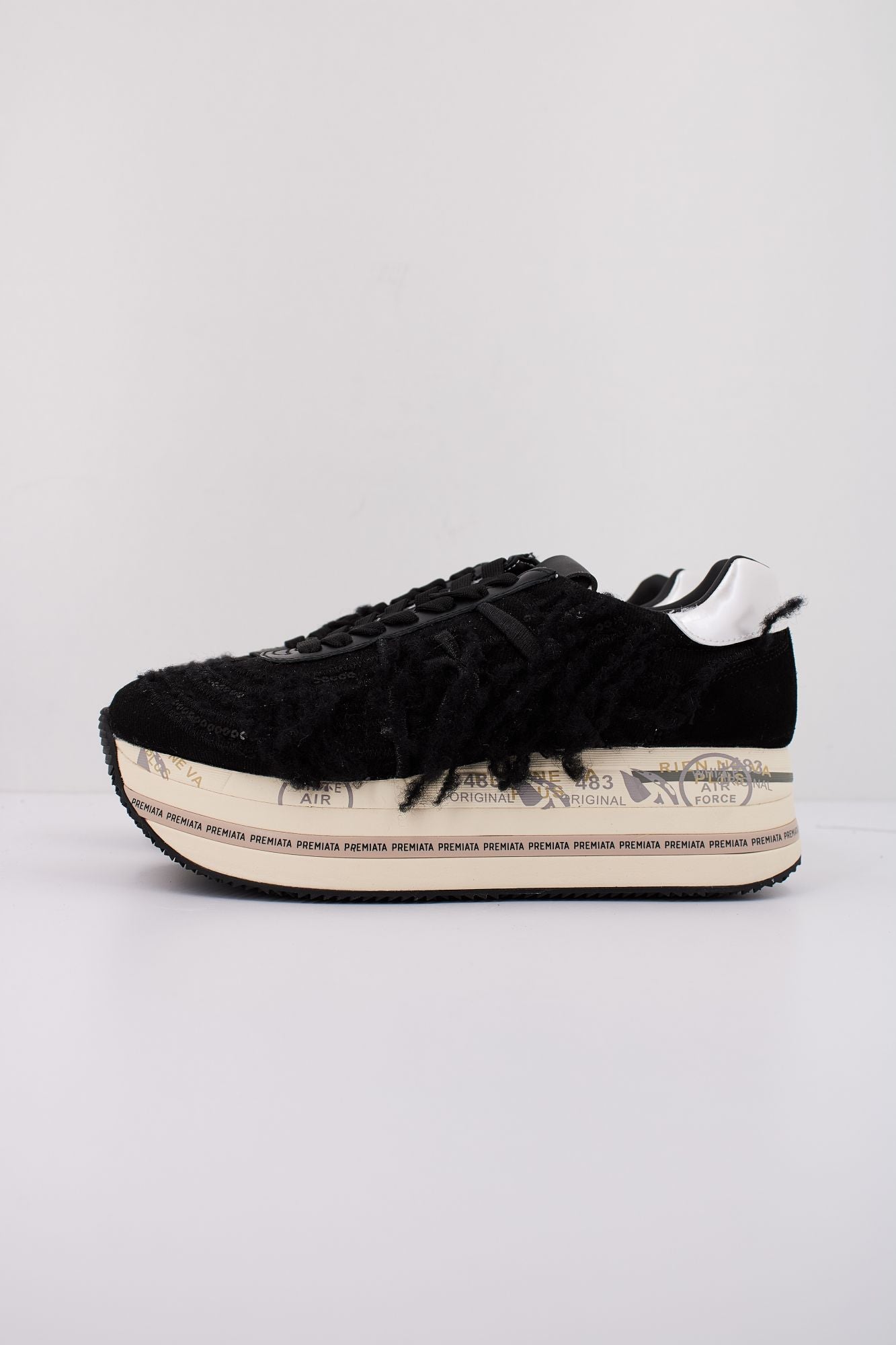 PREMIATA BETH 6959 en color NEGRO (1)