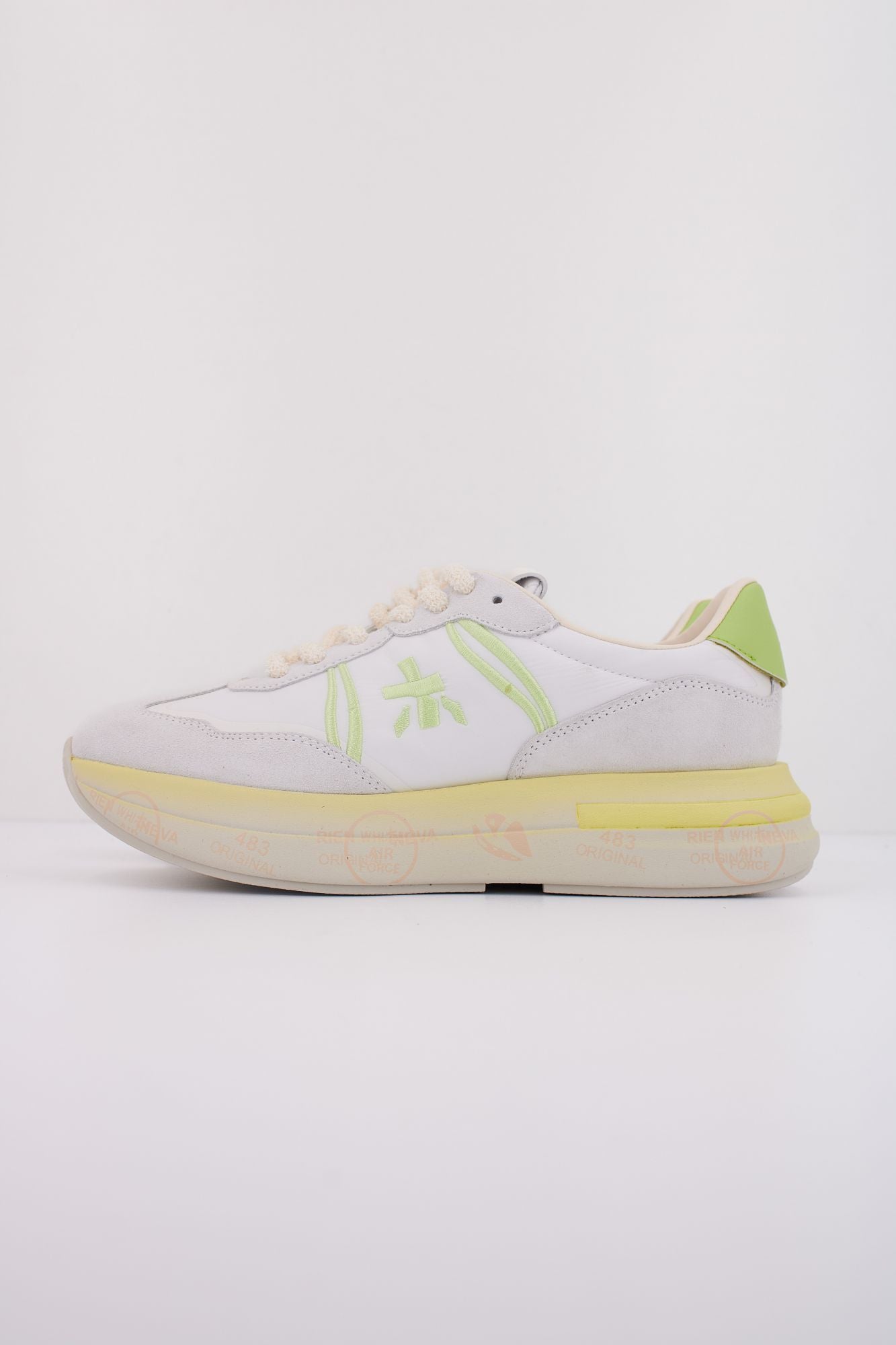 PREMIATA CASSIE 7384 en color BLANCO (1)