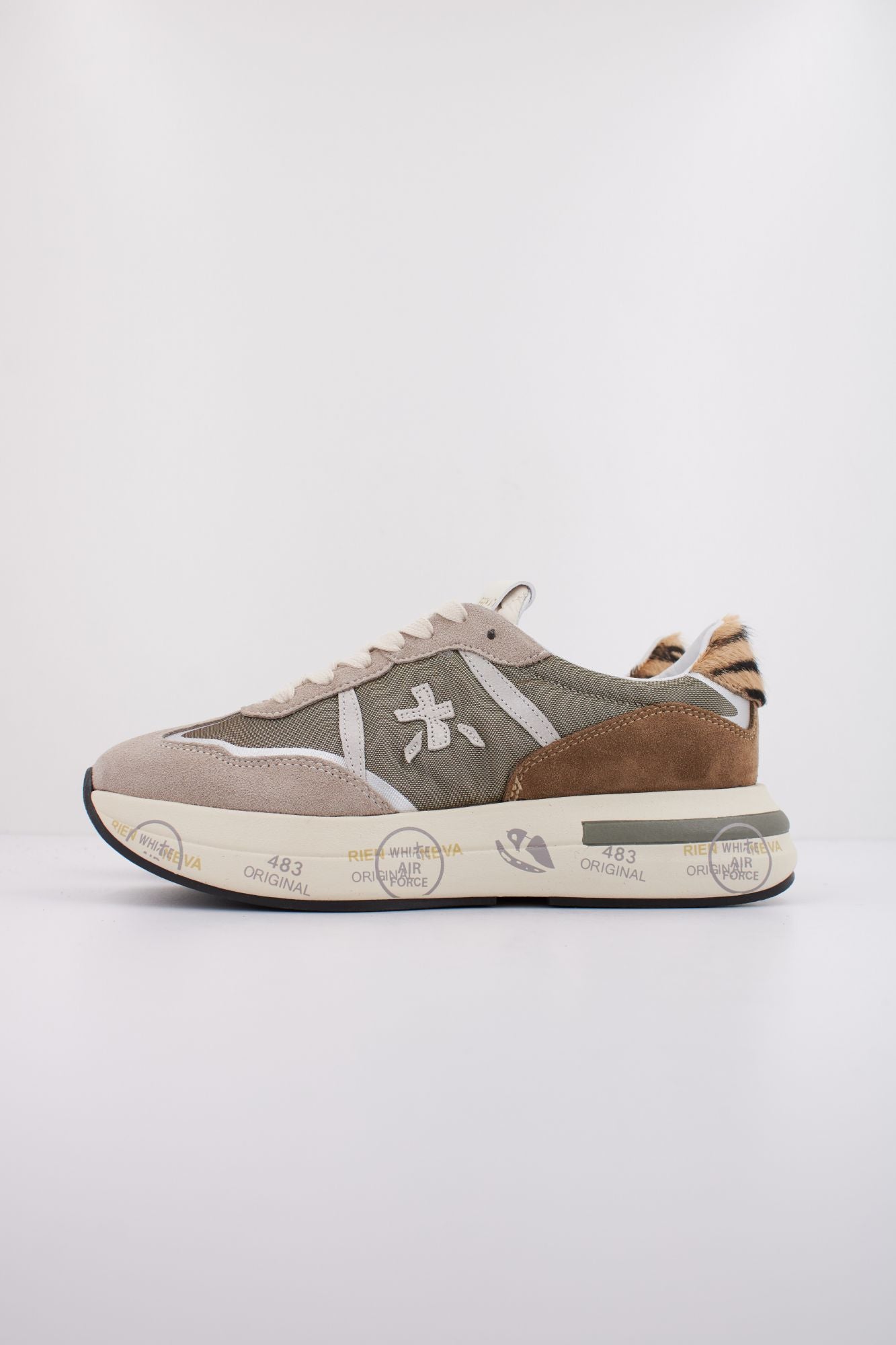PREMIATA CASSIE 7675 en color ANIMAL PRINT (1)