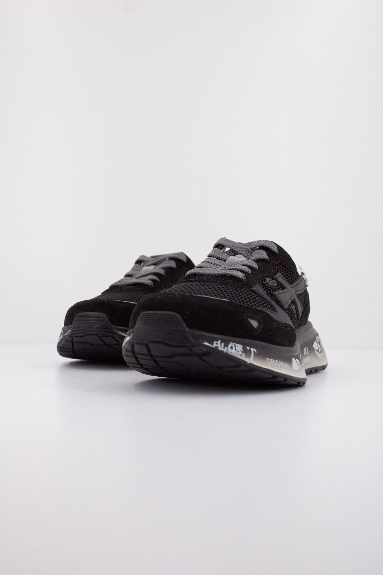 PREMIATA LAURYN 7779 en color NEGRO (2)