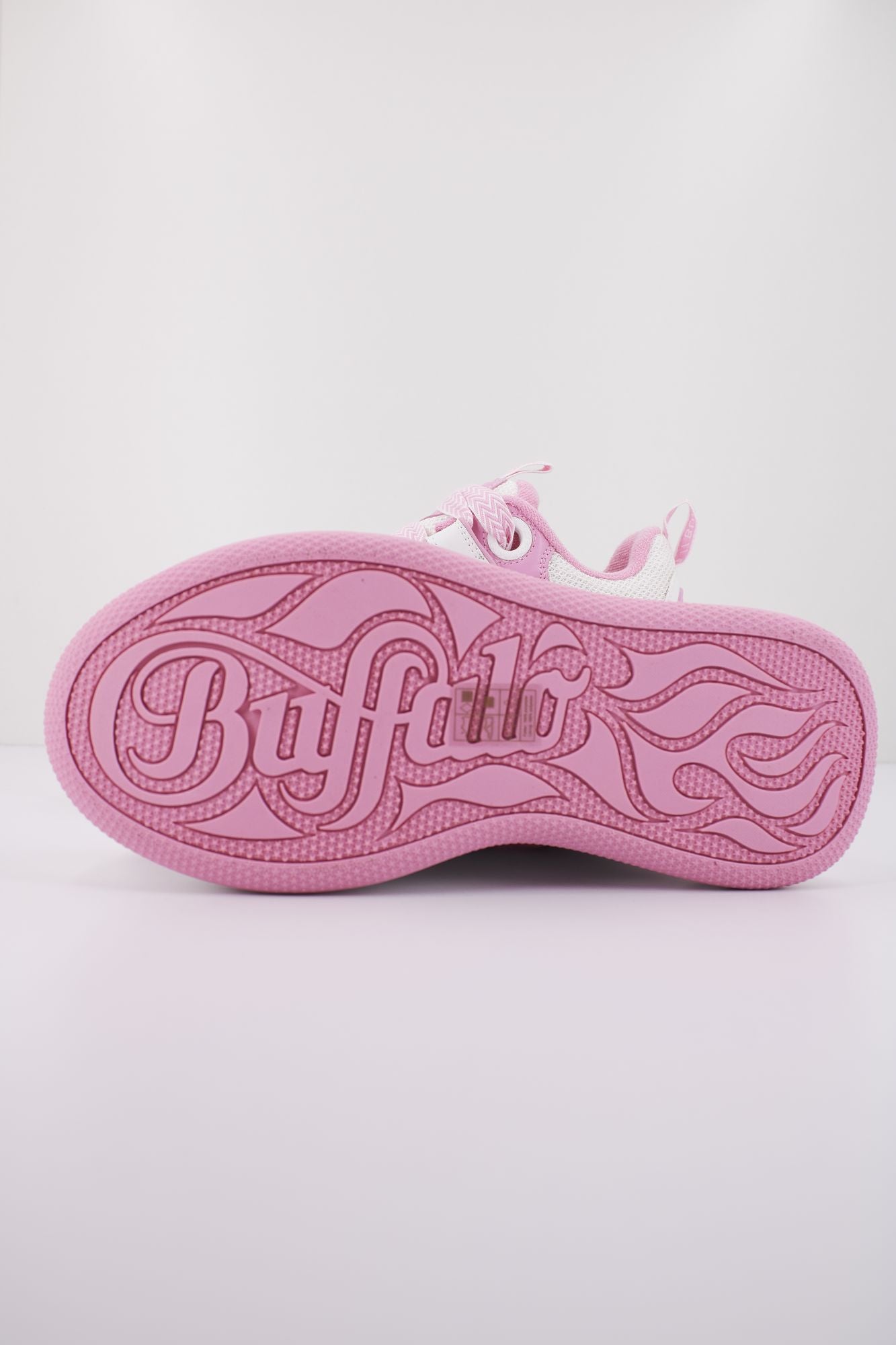 BUFFALO ORCUS5 en color BLANCO (4)
