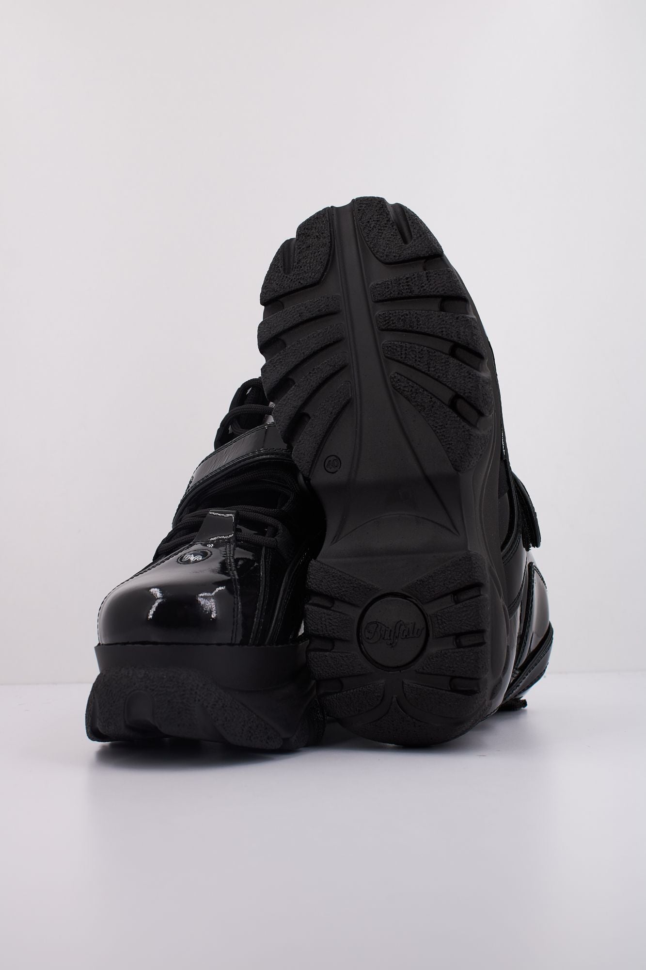 BUFFALO CALF LTP en color NEGRO (5)
