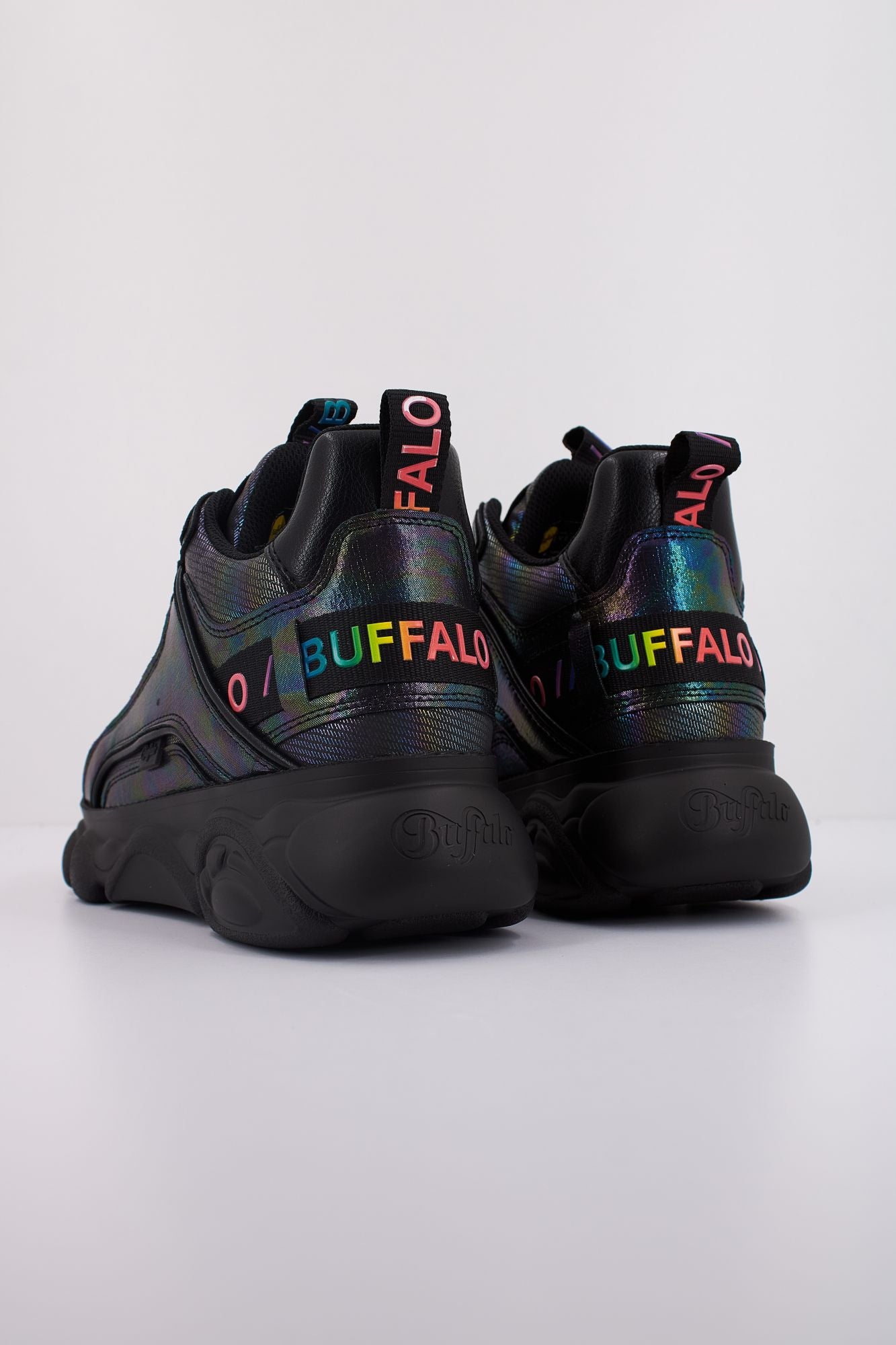 BUFFALO CLD CHAI en color NEGRO (4)