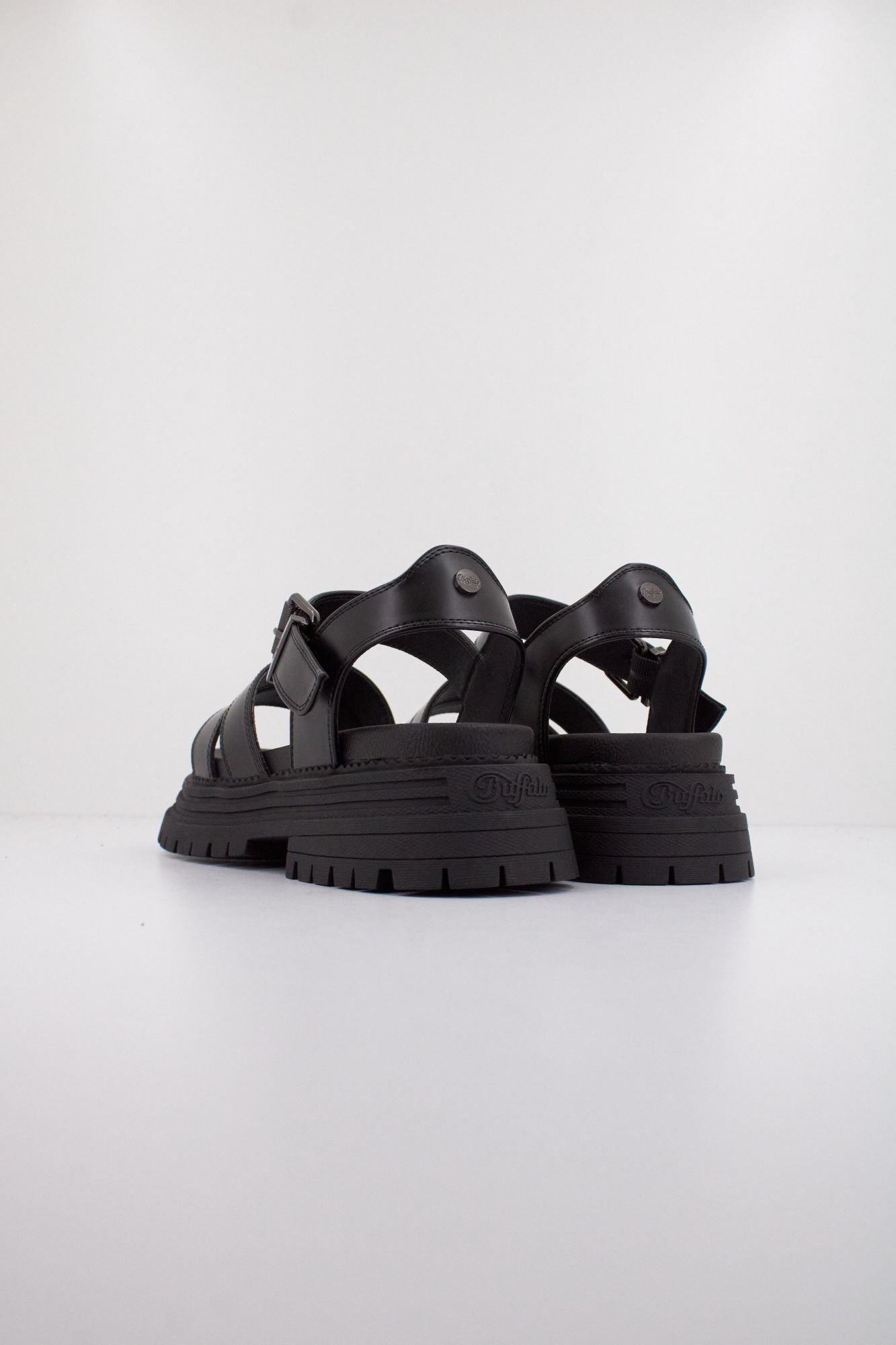 BUFFALO LENNOX TS en color NEGRO (4)