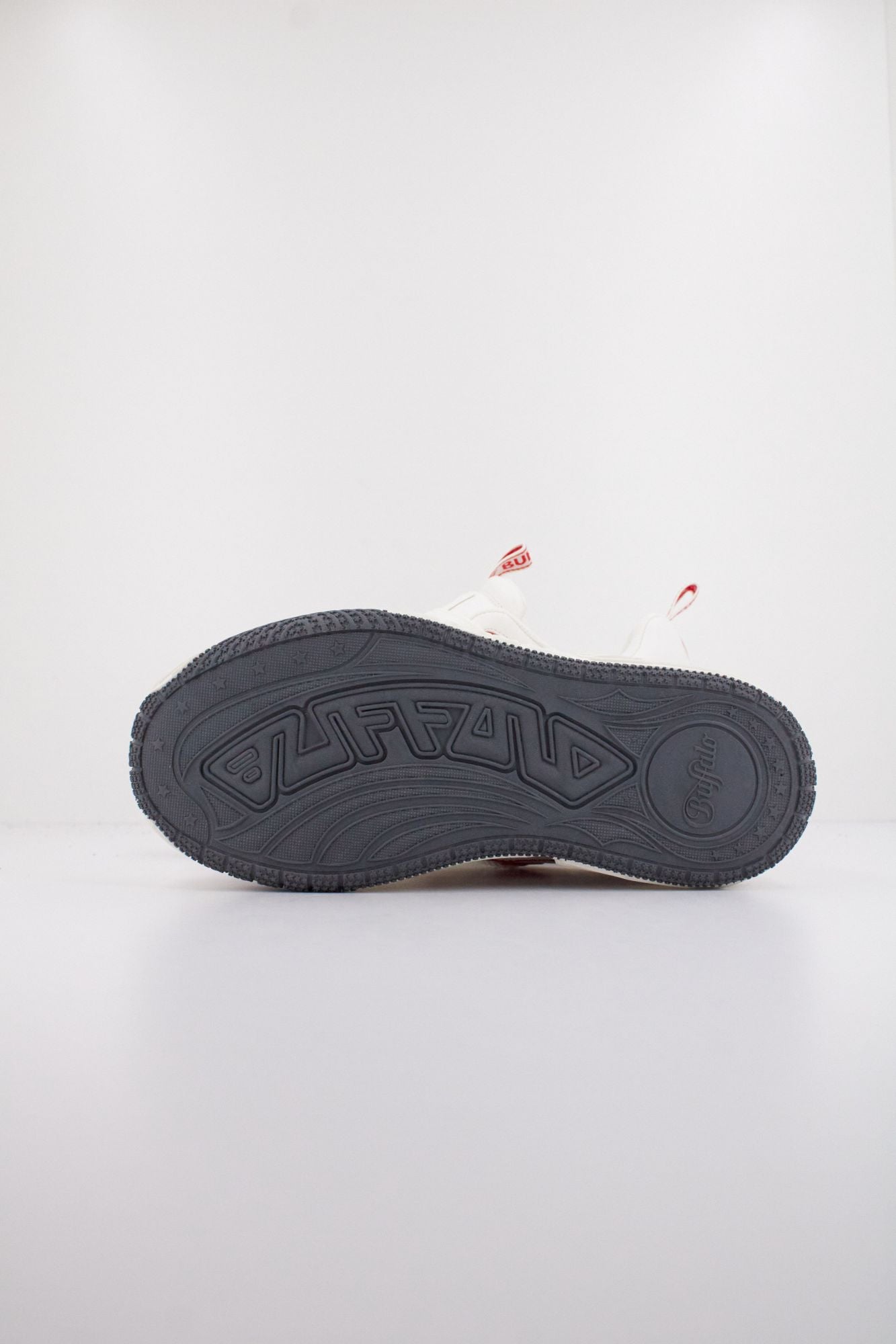 BUFFALO HERO SKATE en color BLANCO (5)
