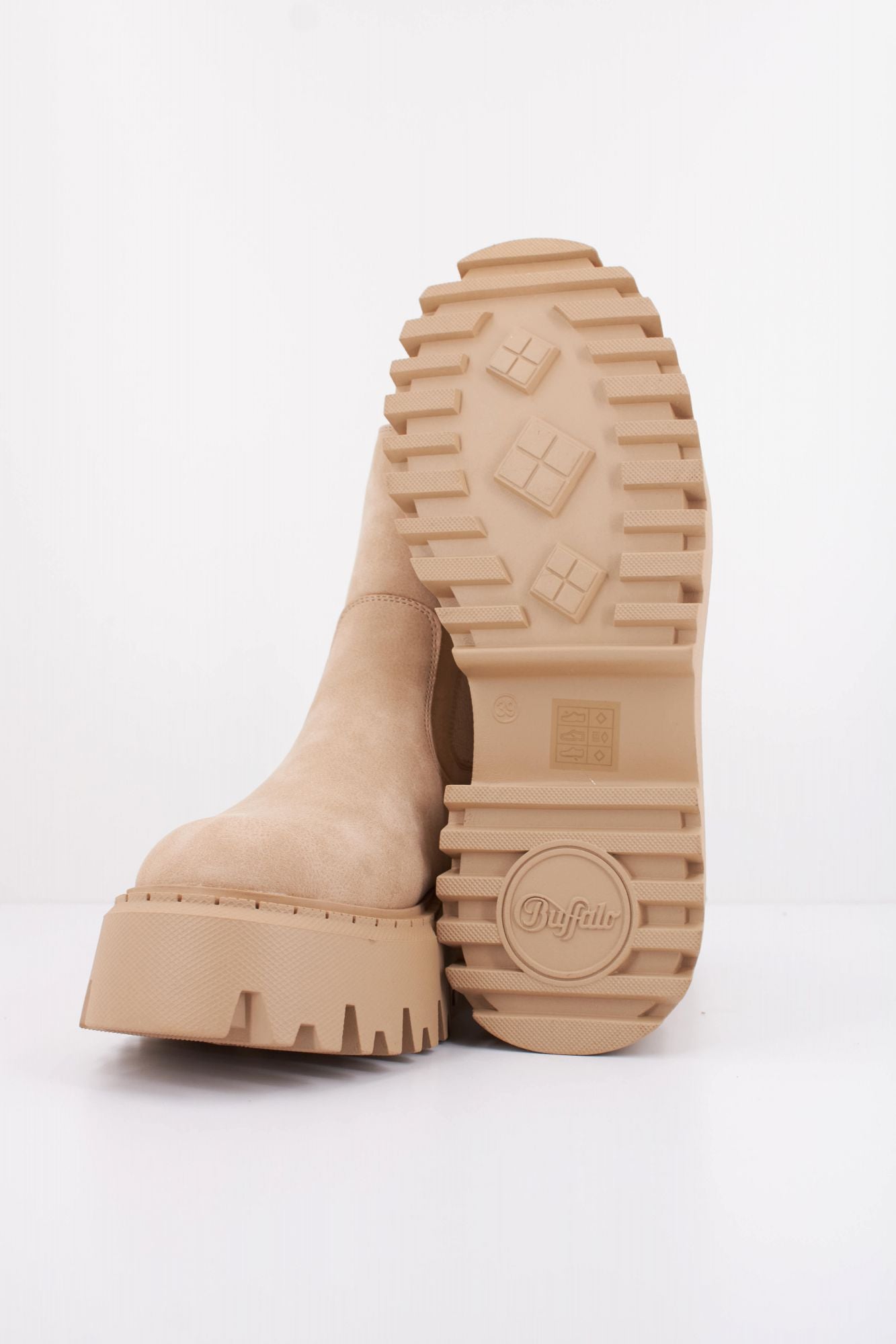 BUFFALO ASPEN CHELSEA VEGAN B en color BEIS (5)