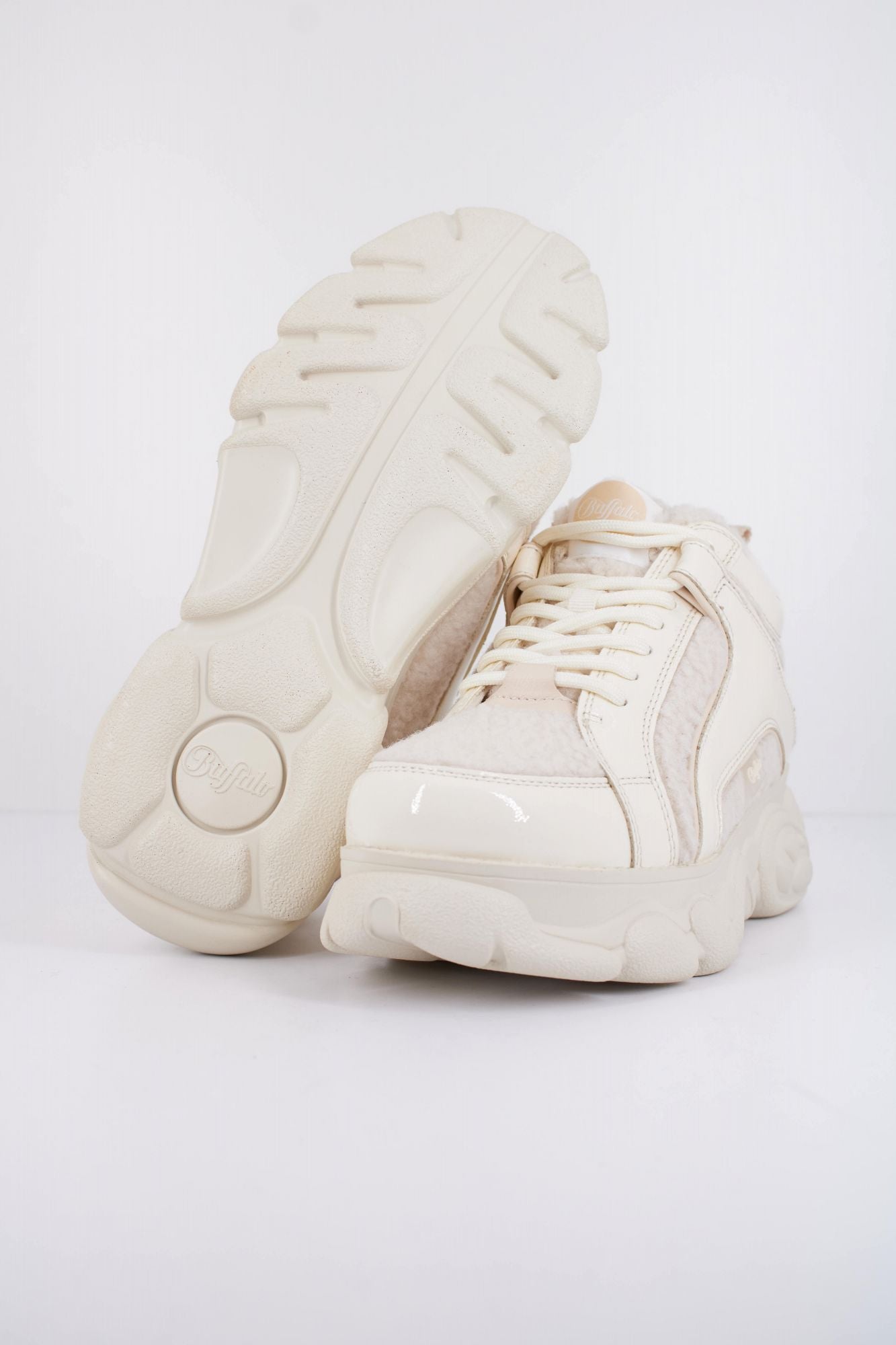 BUFFALO CLD CORIN WARM V en color BEIS (4)