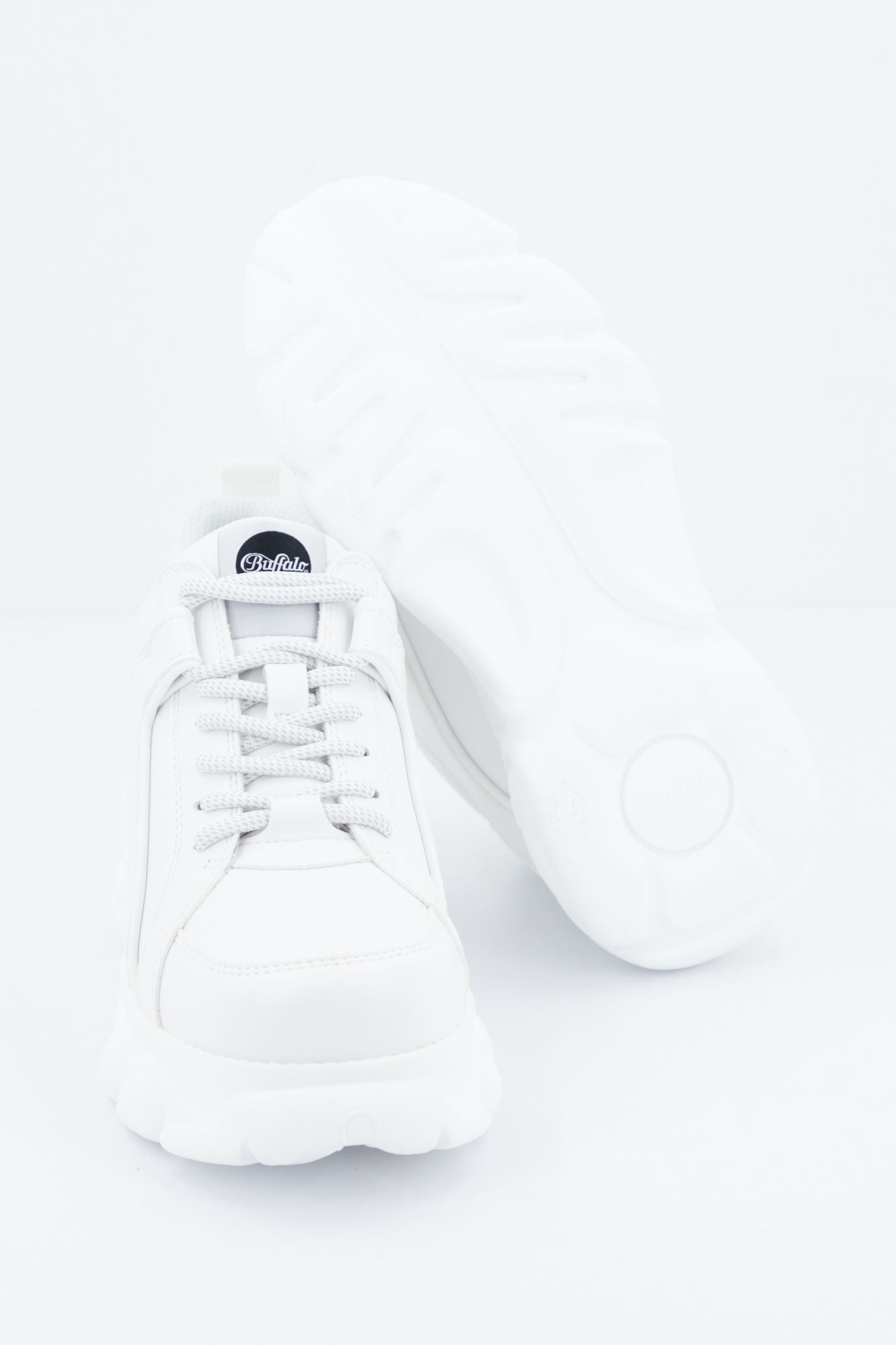 BUFFALO CLD CORIN en color BLANCO (4)