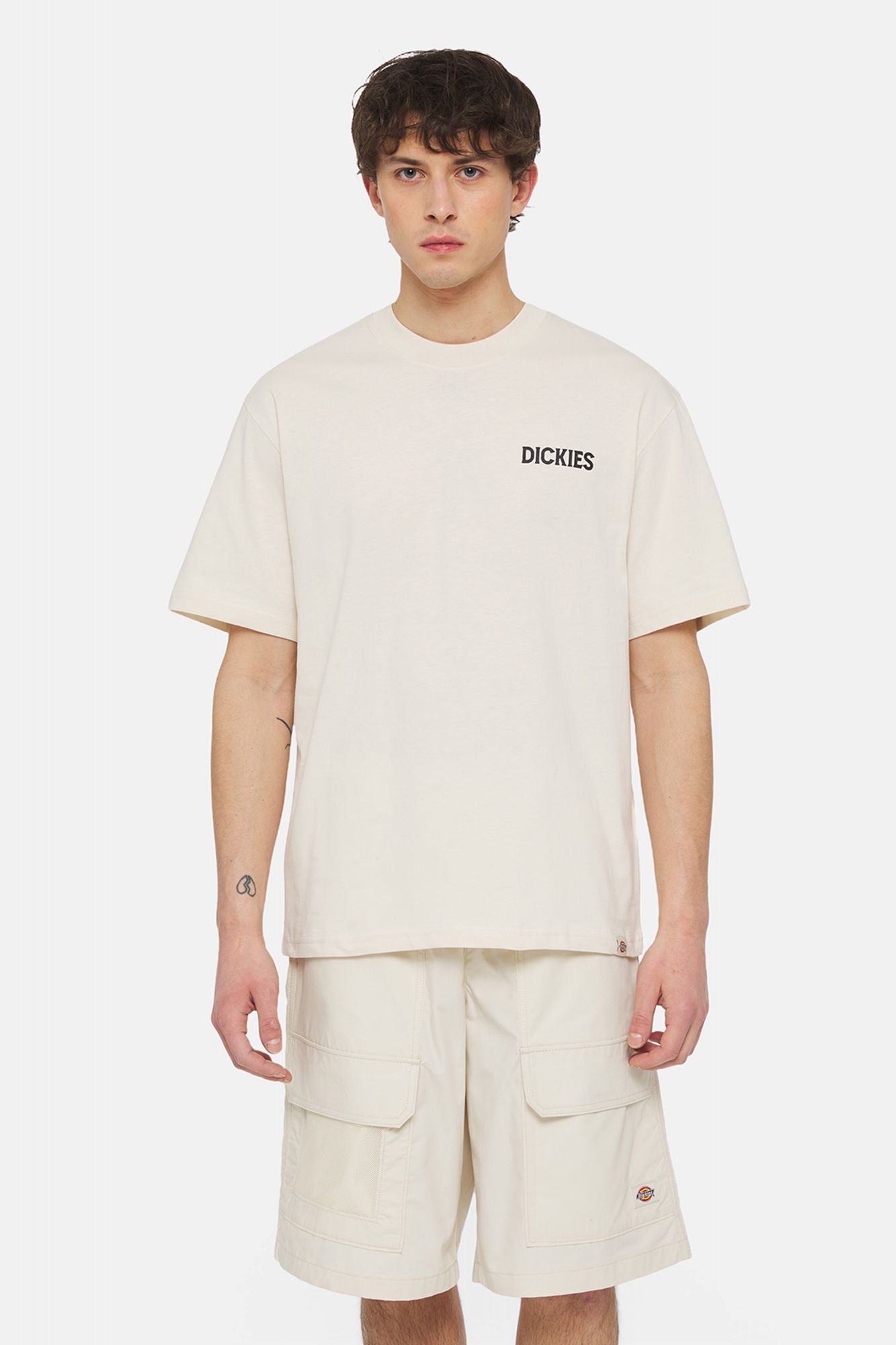 DICKIES BEACH TEE SS en color BLANCO (1)
