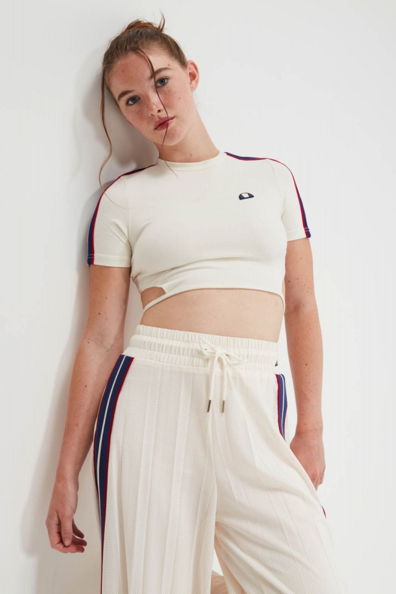 ELLESSE MALDONADO CROP T SHIRT en color BLANCO (1)