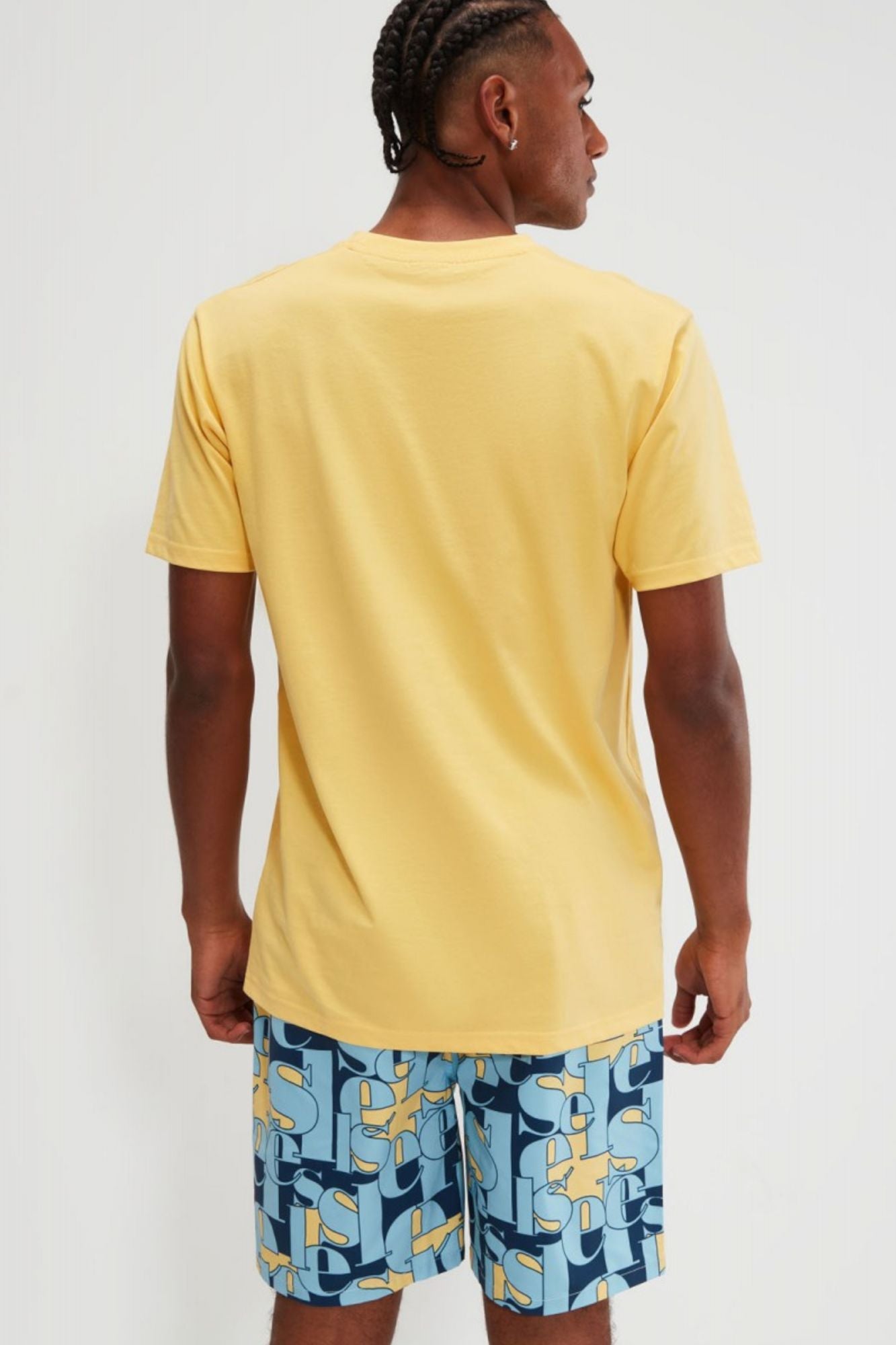 ELLESSE LENTAMENTE TEE en color AMARILLO (3)