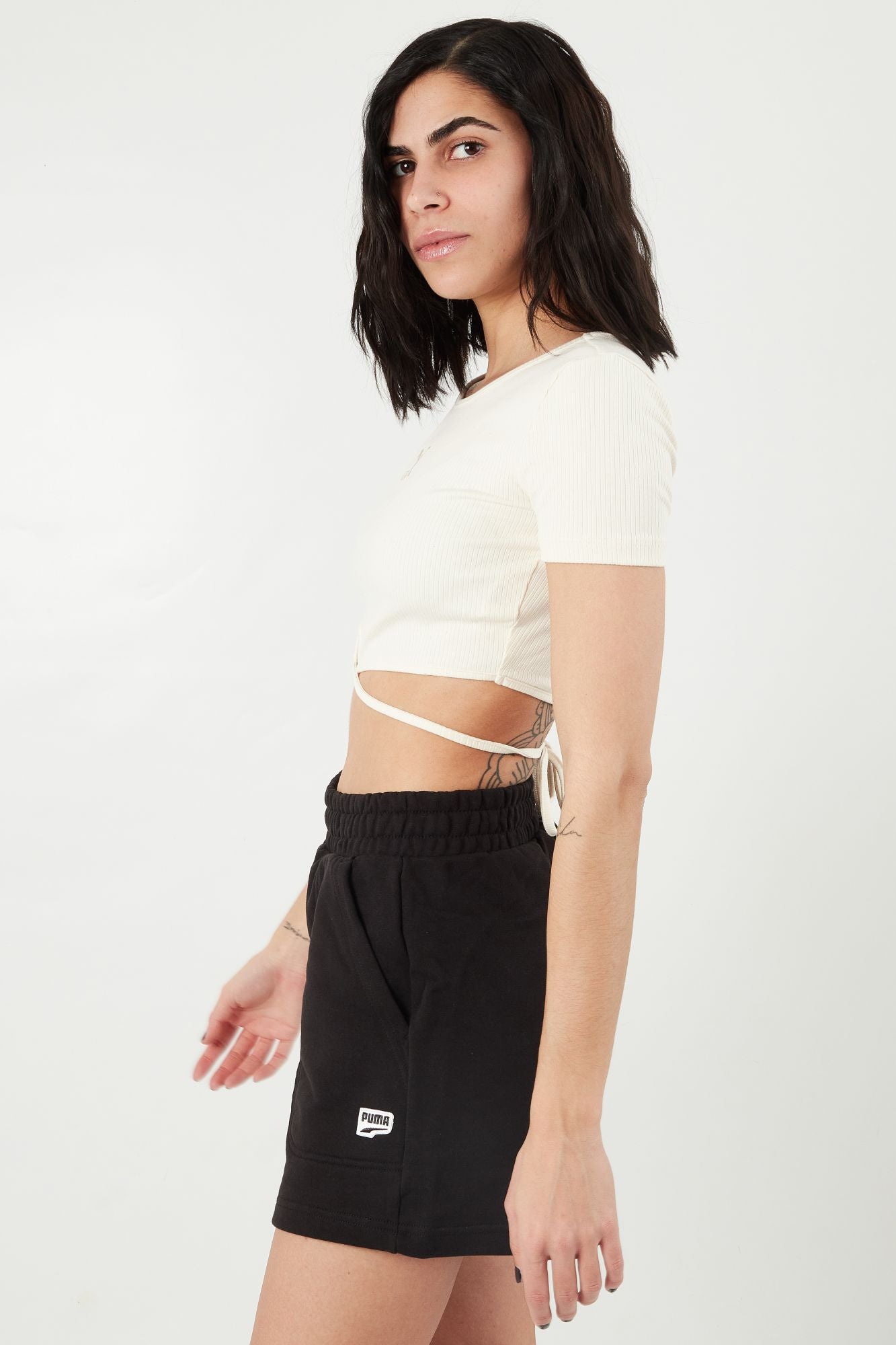 PUMA CLASSIC RIBBED TEE T SHIRT en color BLANCO (2)