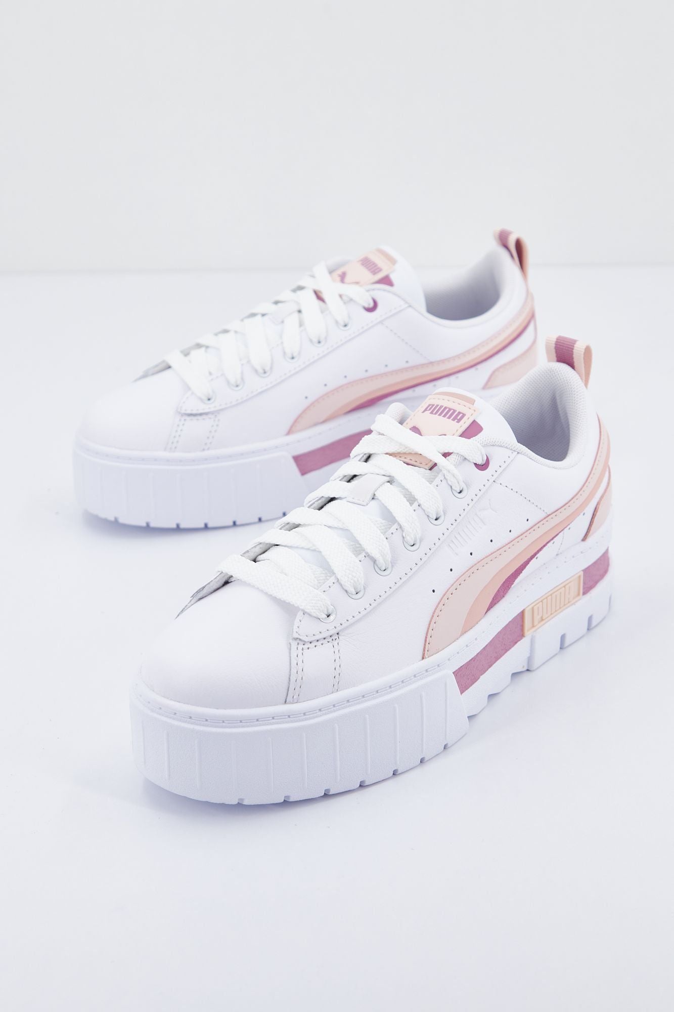 PUMA MAYZE FS INTEREST en color BLANCO (1)