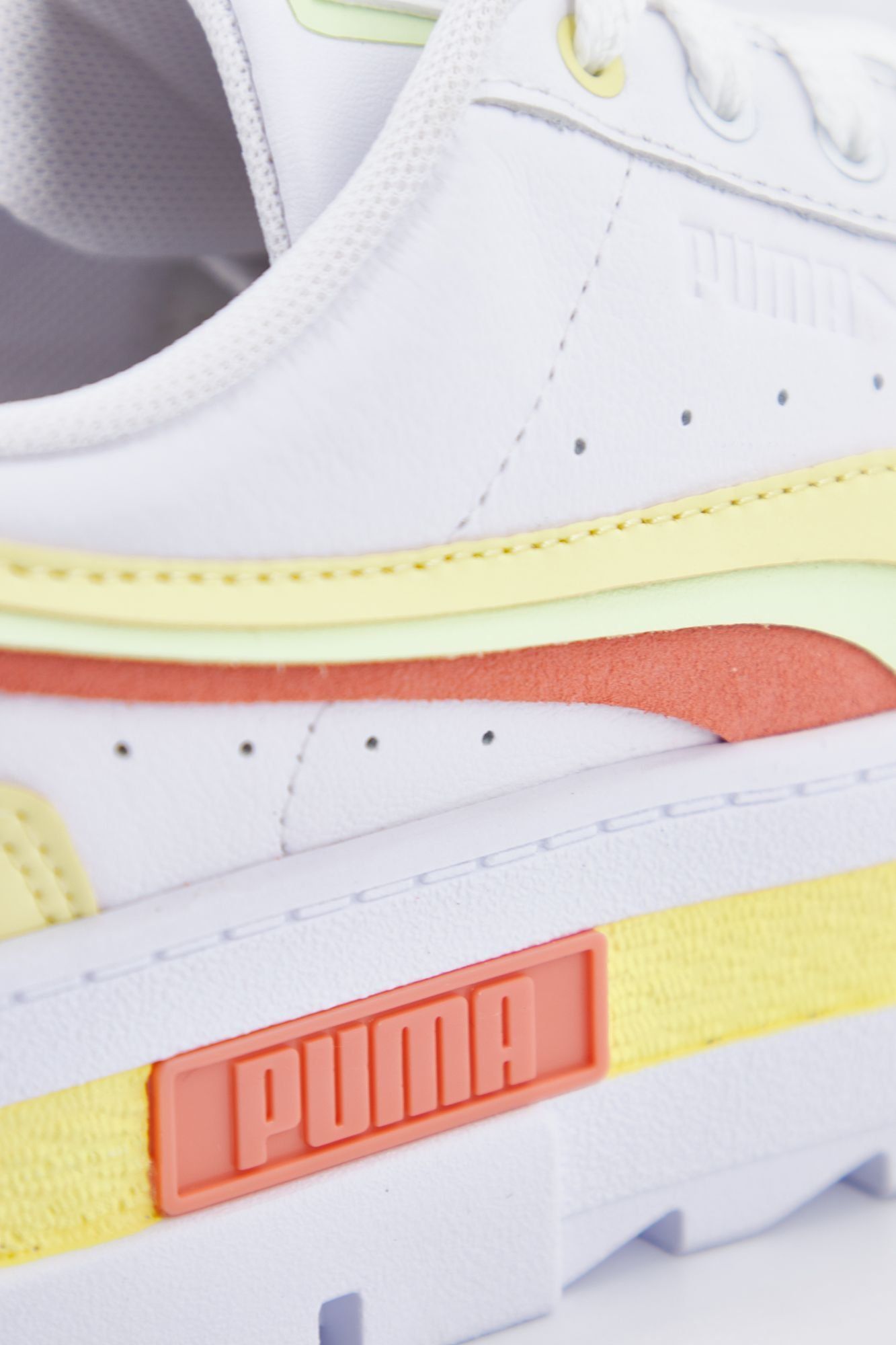 PUMA MAYZE FS INTEREST en color BLANCO (4)