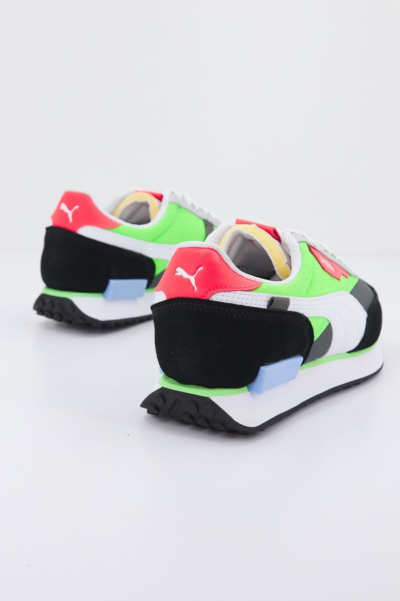PUMA FUTURE RIDER PLAY ON en color MULTICOLOR (3)