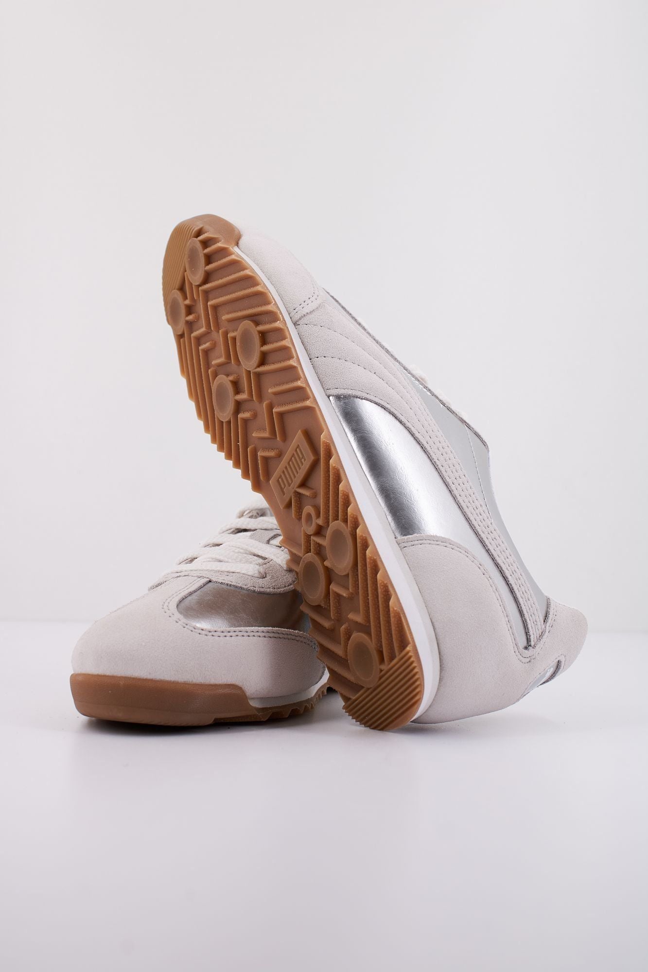 PUMA ARIZONA ASTRO ESCAPE en color PLATA (5)