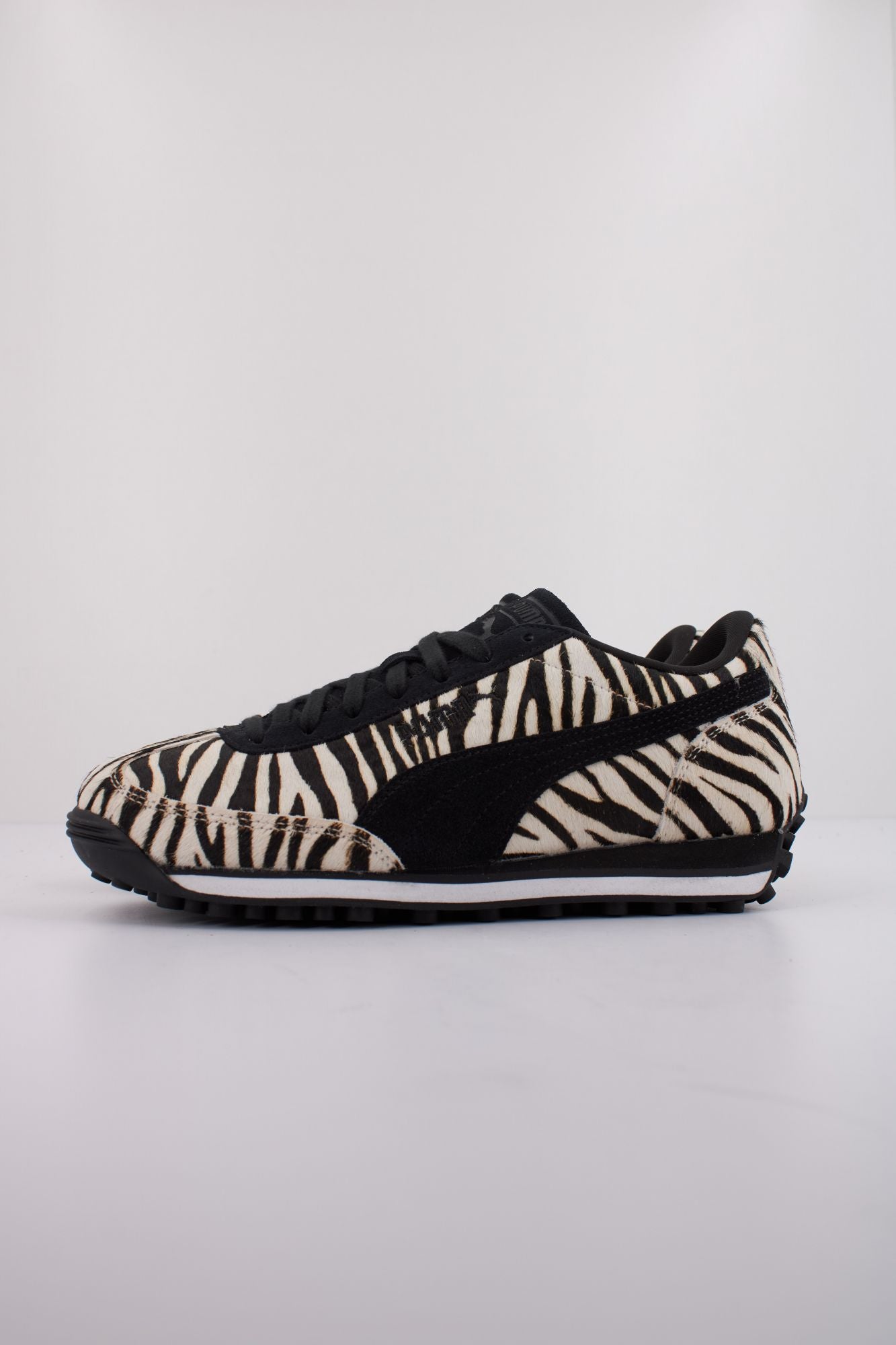 PUMA EASY RIDER ZEBRA WNS en color ANIMAL PRINT (1)