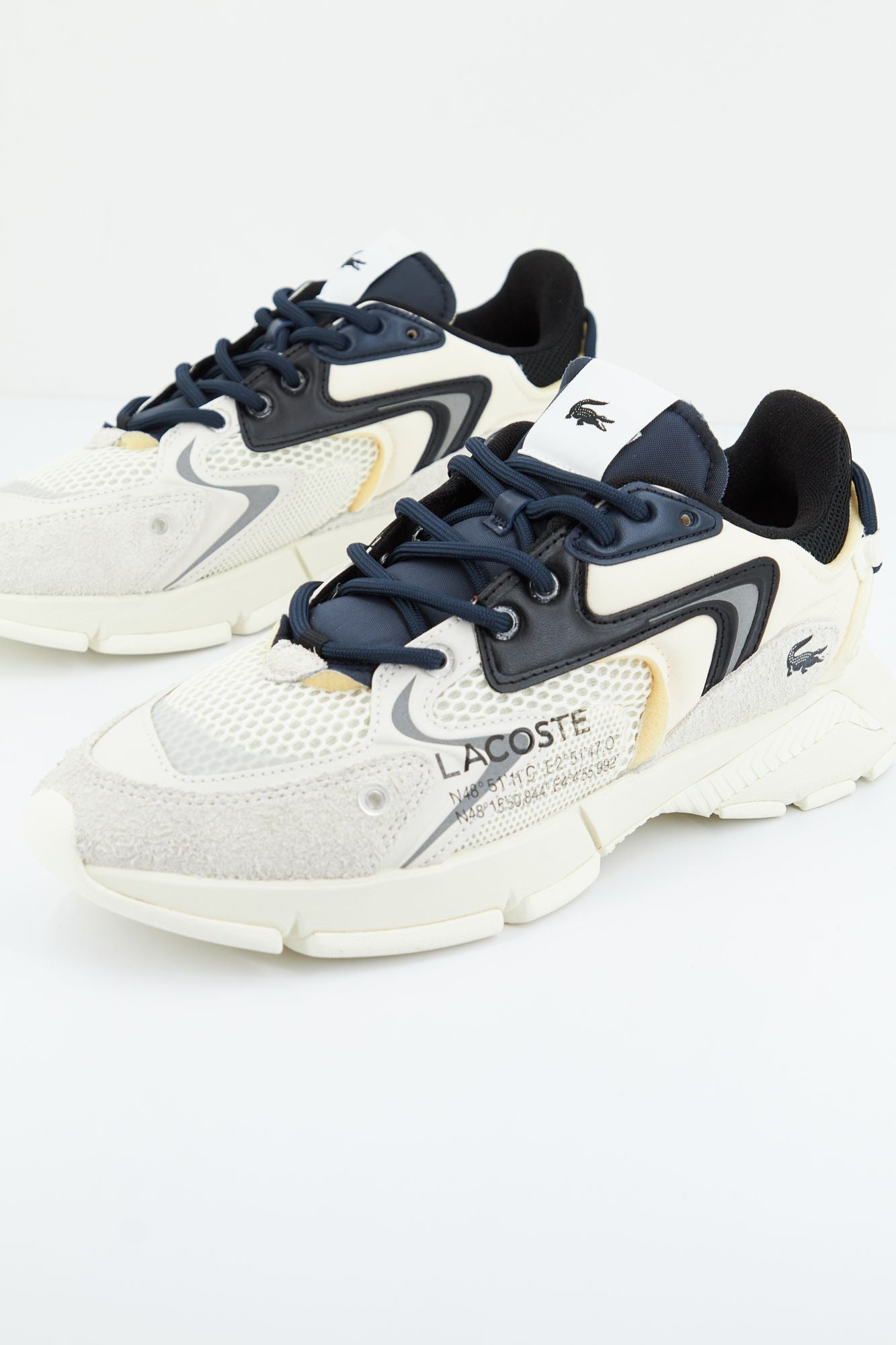 LACOSTE L003 NEO 123 1 SMA en color BLANCO (2)