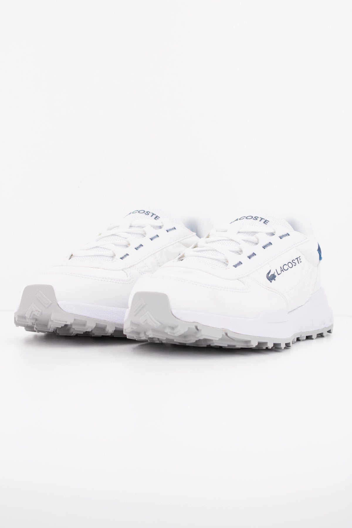 LACOSTE ELITE ACTIVE en color BLANCO (2)