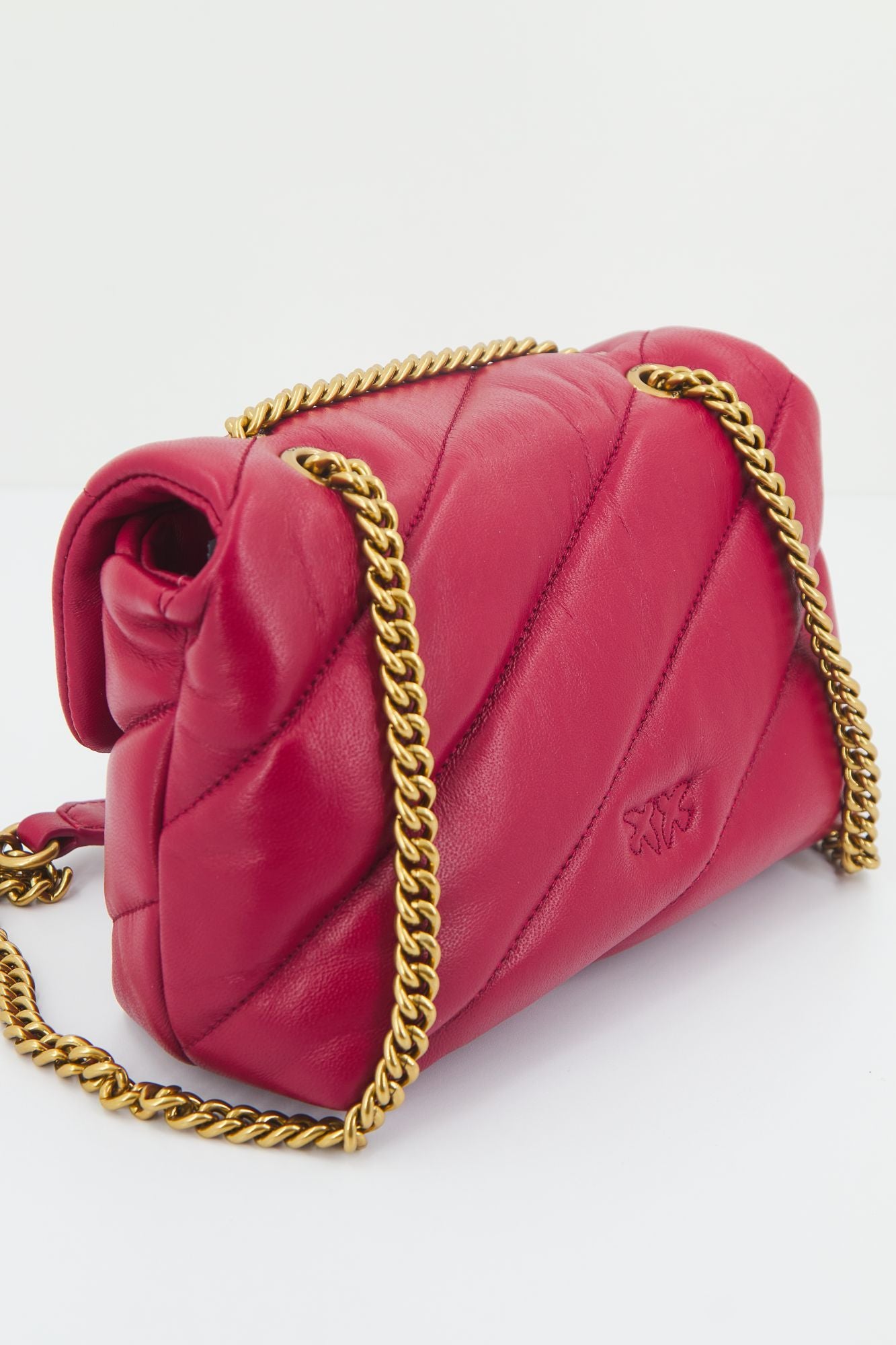 PINKO LOVE MINI PUFF CL SHEEP en color BURDEOS (2)