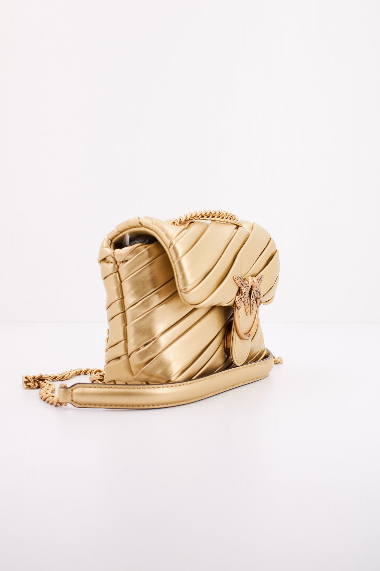 PINKO LOVE BABY PUFF CL en color ORO (2)