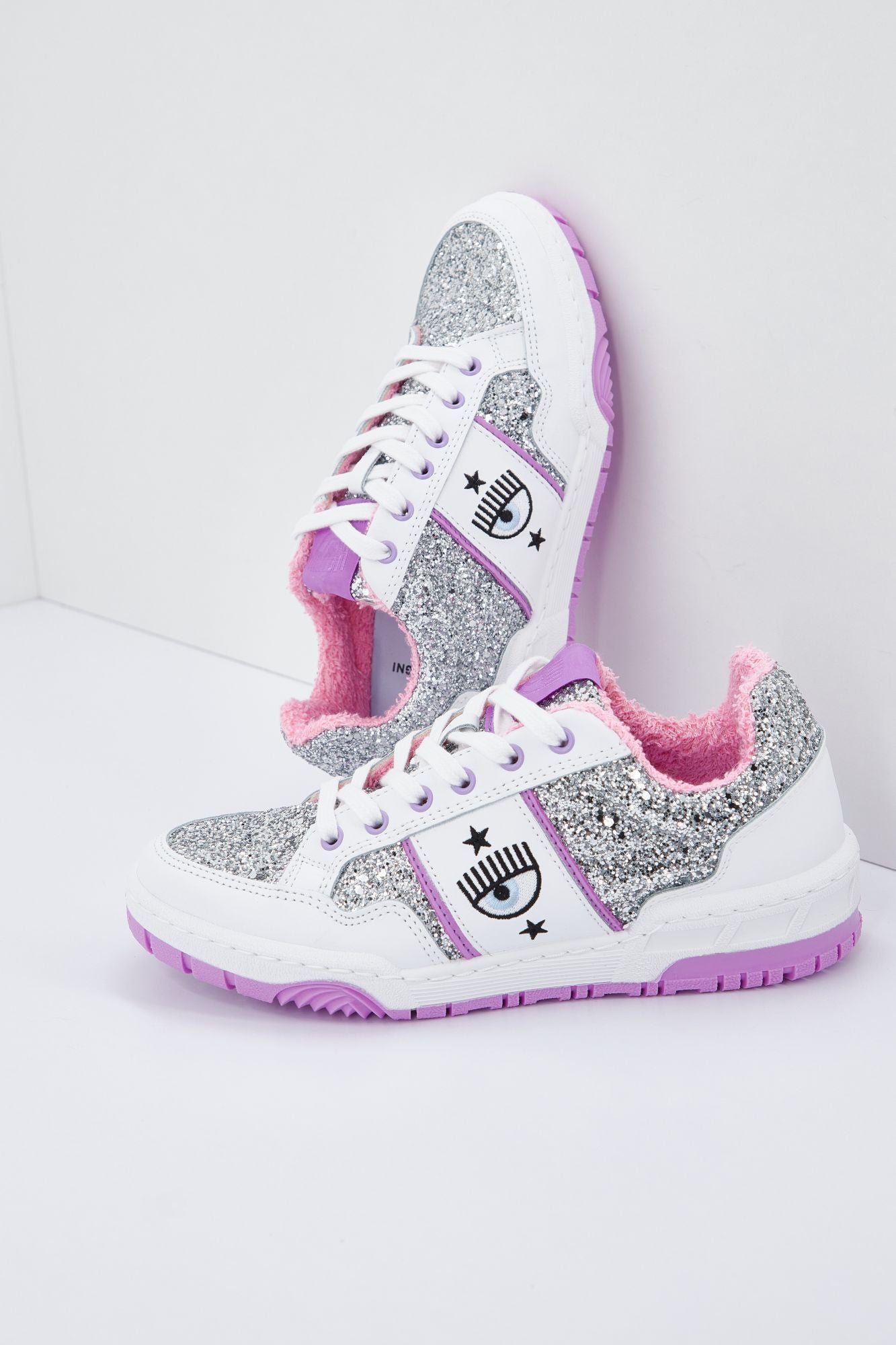 CHIARA FERRAGNI CF1 LOW en color BLANCO (1)