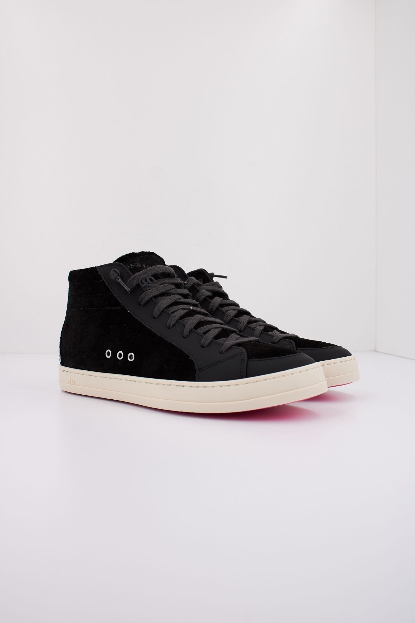 P448 SKATEW en color NEGRO (2)
