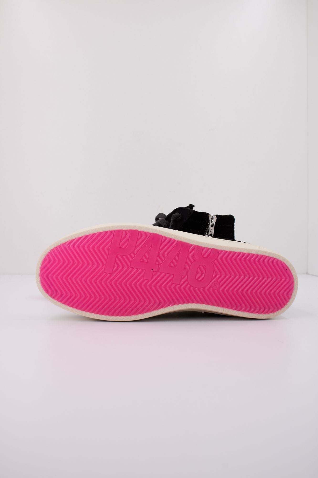 P448 SKATEW en color NEGRO (5)