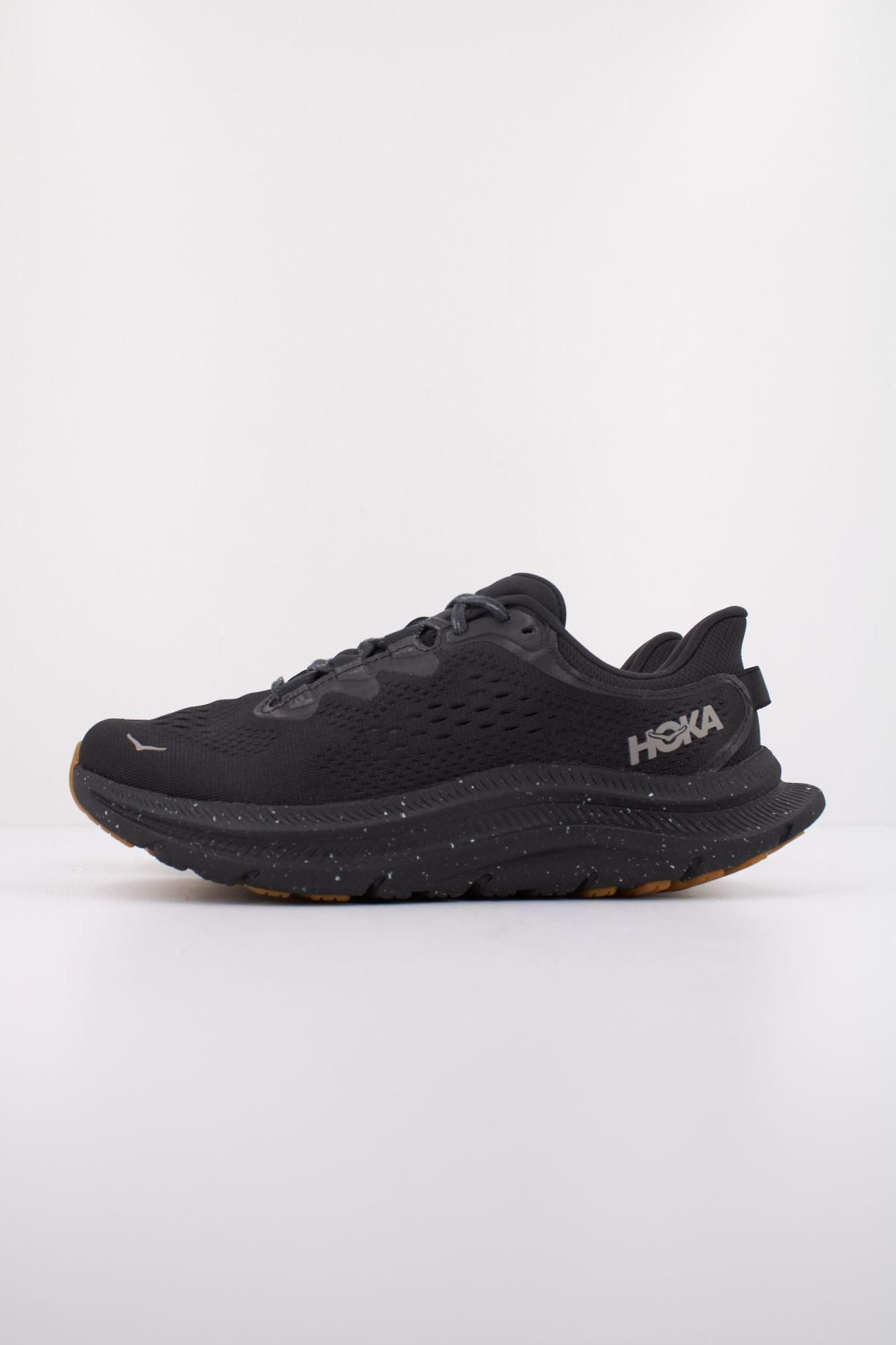 HOKA W KAWANA 2 en color NEGRO (1)