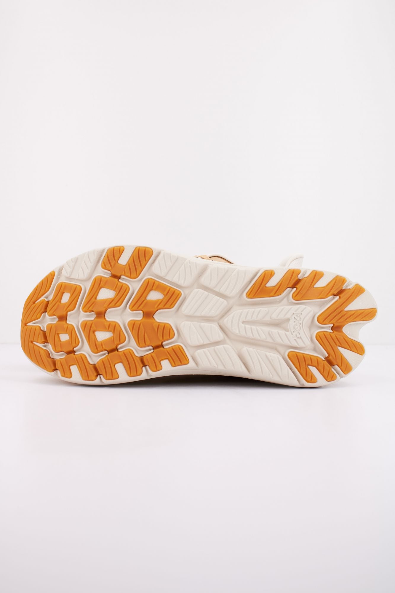 HOKA KAWANA 2 en color MARRON (4)