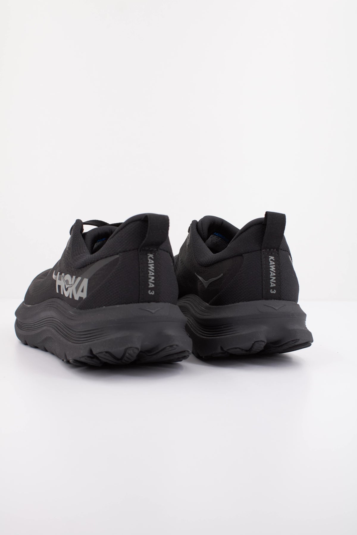 HOKA KAWANA 3 en color NEGRO (4)