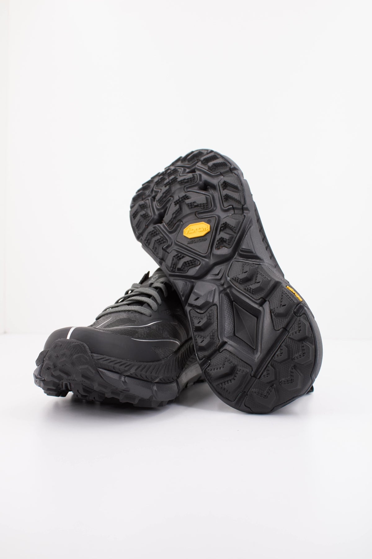 HOKA U MAFATE SPEED en color NEGRO (5)