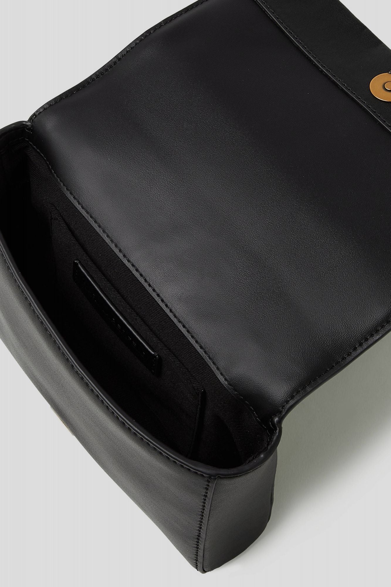 KARL LAGERFELD AUTOGRAPH SM CROSSBODY en color NEGRO (4)