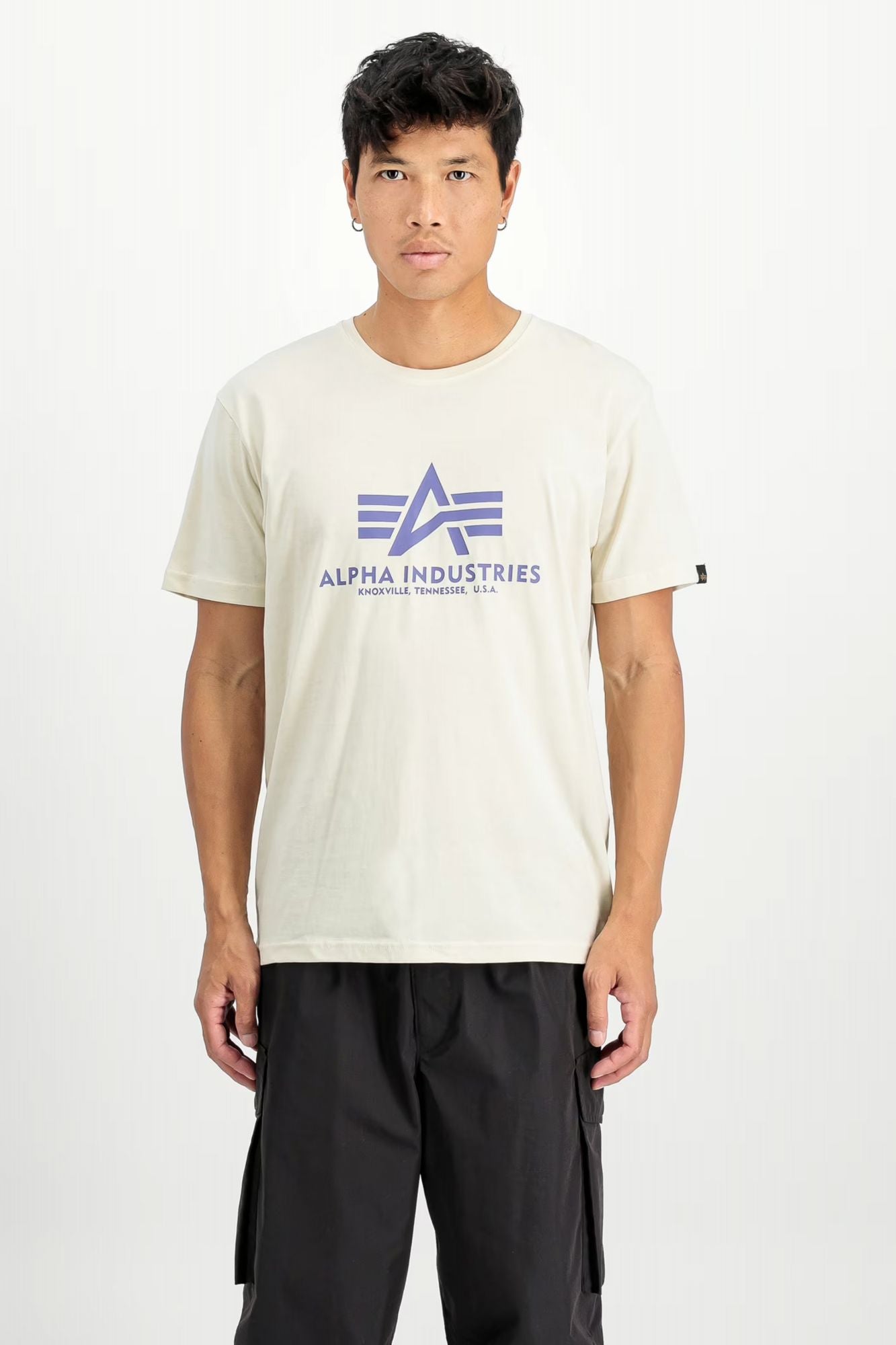 ALPHA INDUSTRIES T-SHIRT en color BEIS (1)