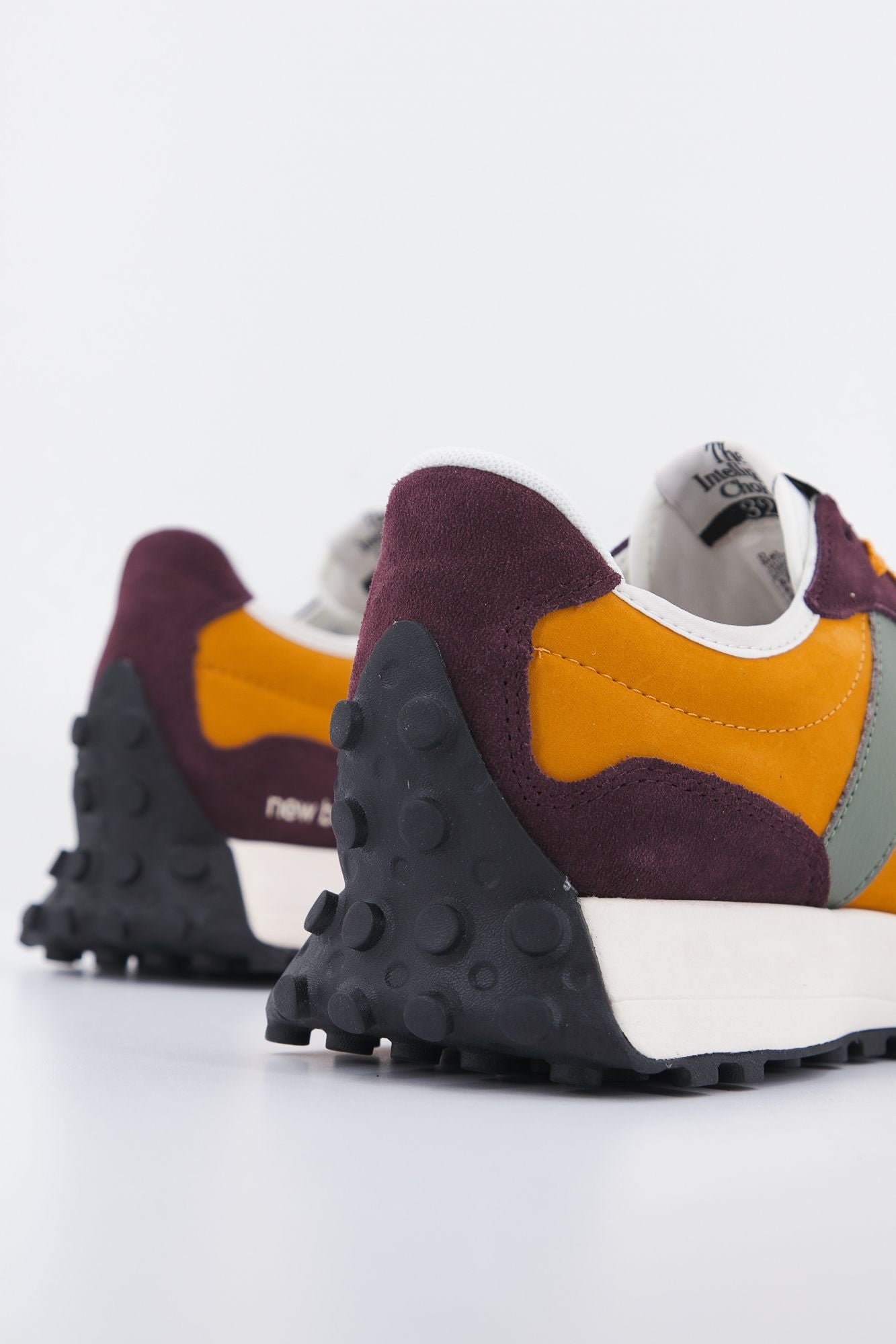 NEW BALANCE MS327 LY1 en color BURDEOS (3)