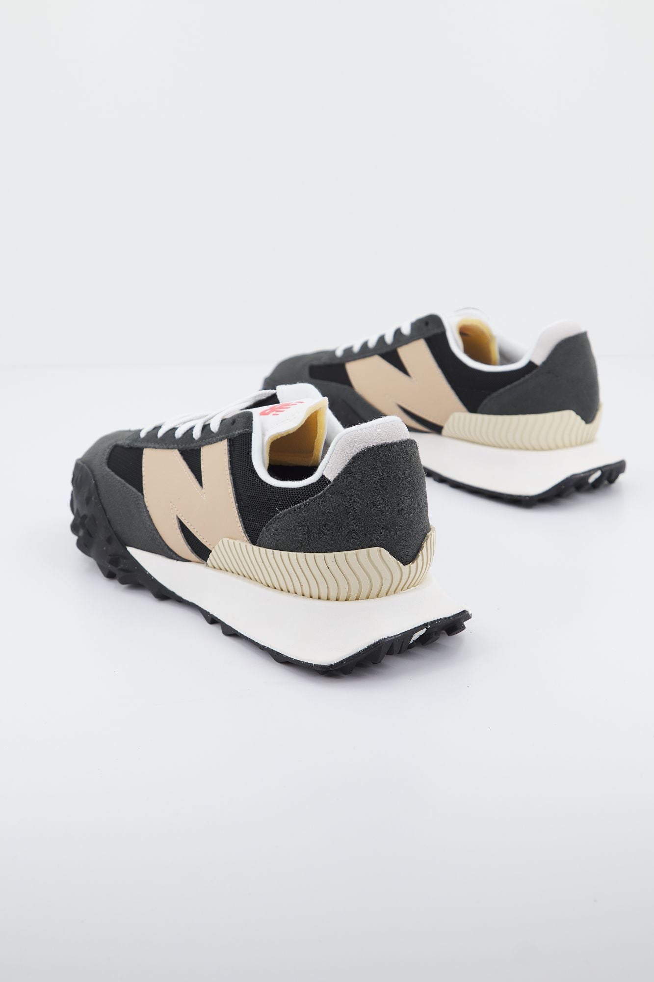NEW BALANCE UXC72 RN en color GRIS (3)
